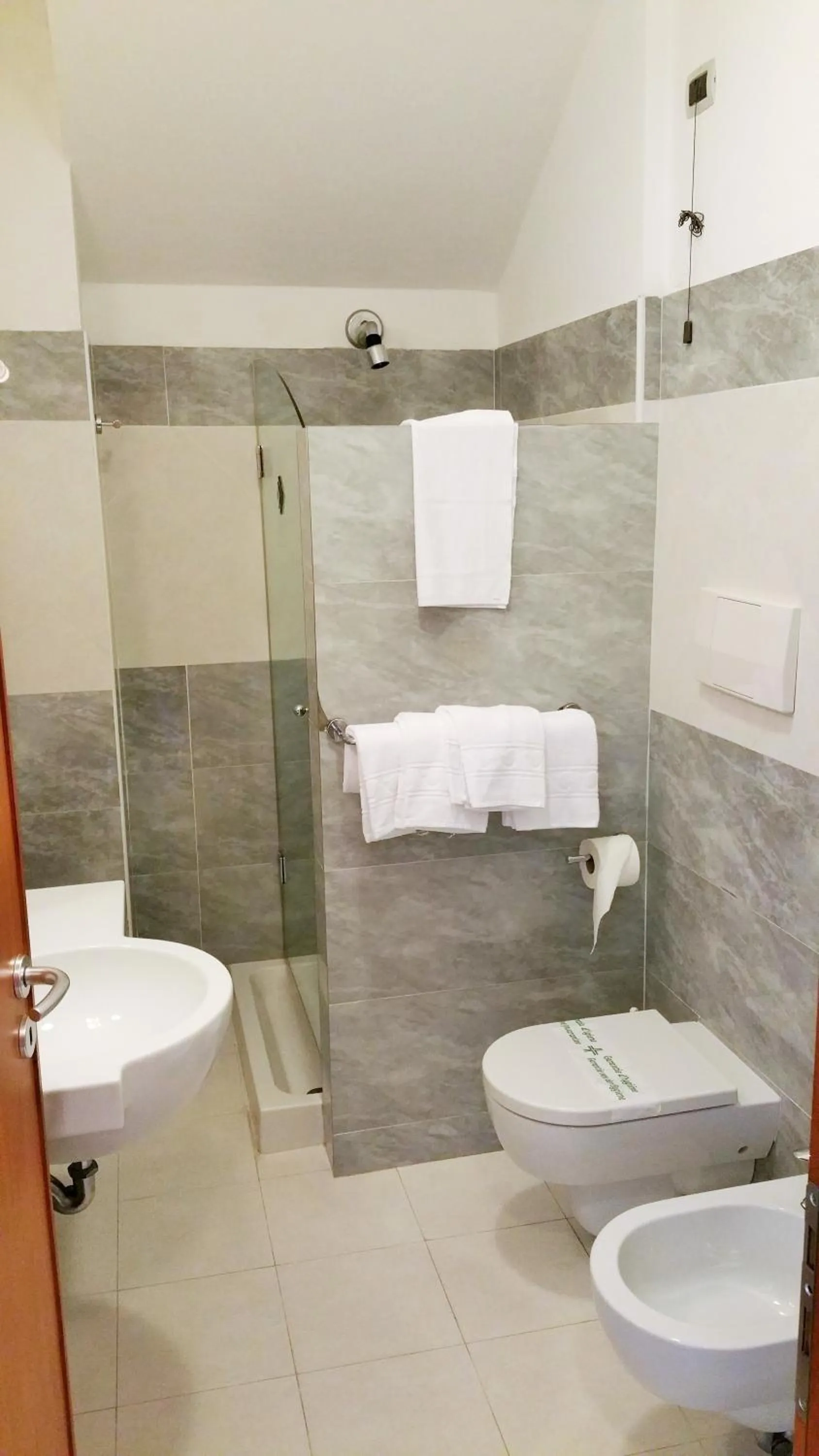 Bathroom in Hotel Club Koiné