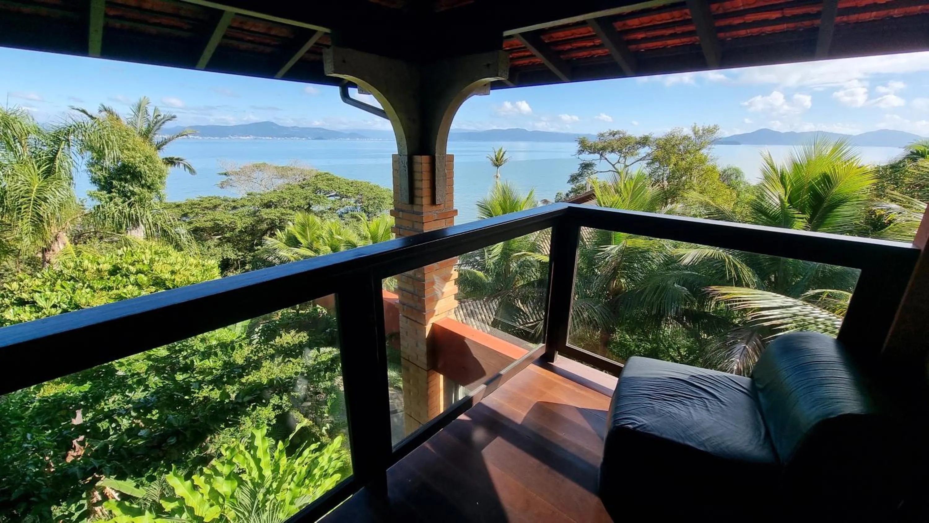 View (from property/room) in Suítes com Vista Panorâmica de Florianópolis