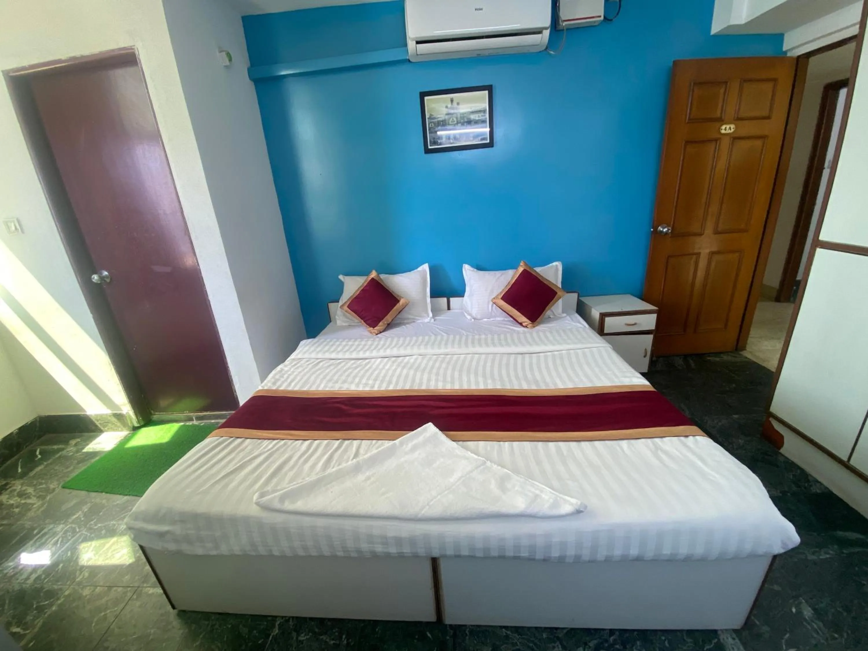 Bed in Hotel Townhall