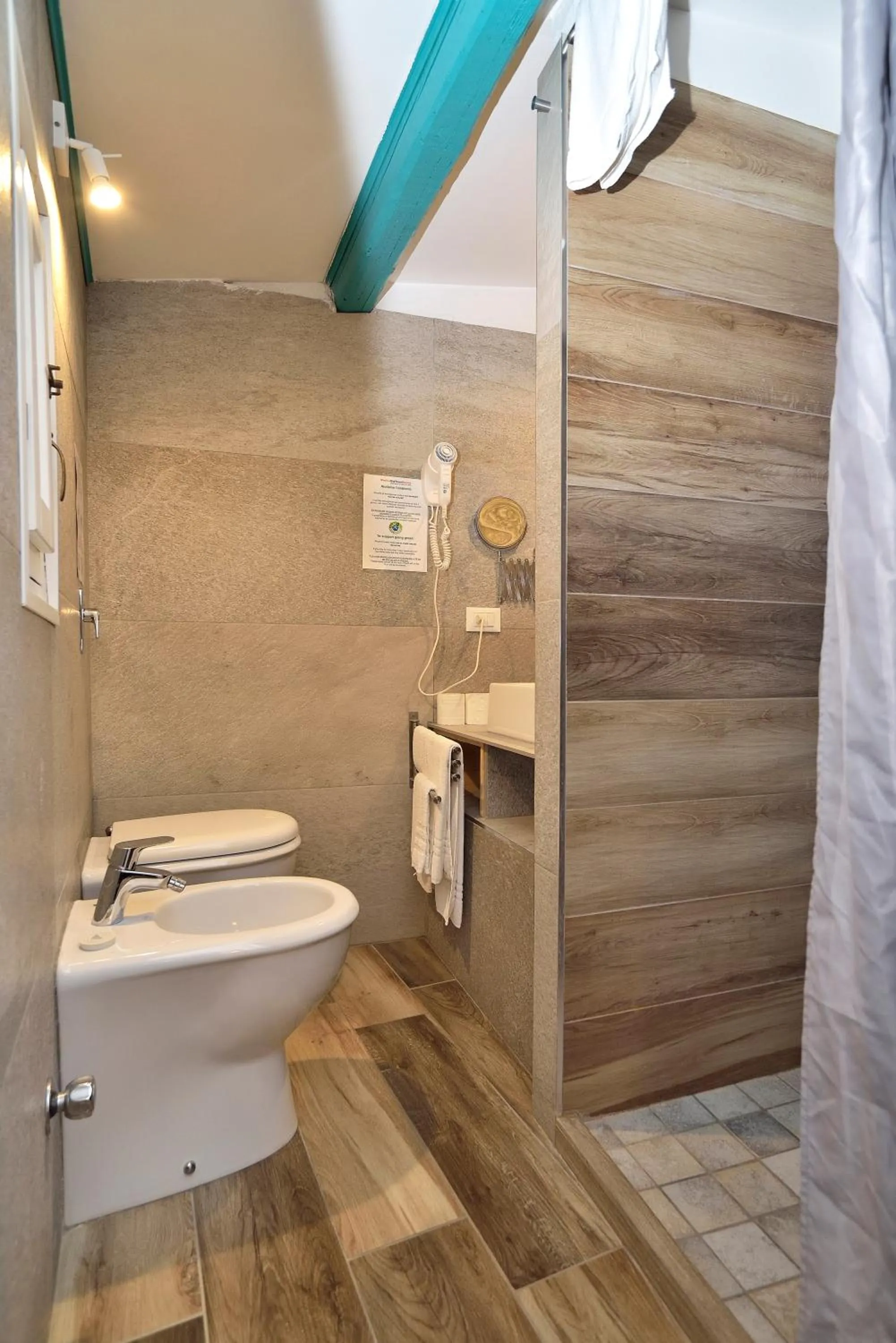 Bathroom in Modica Old Town Rooms