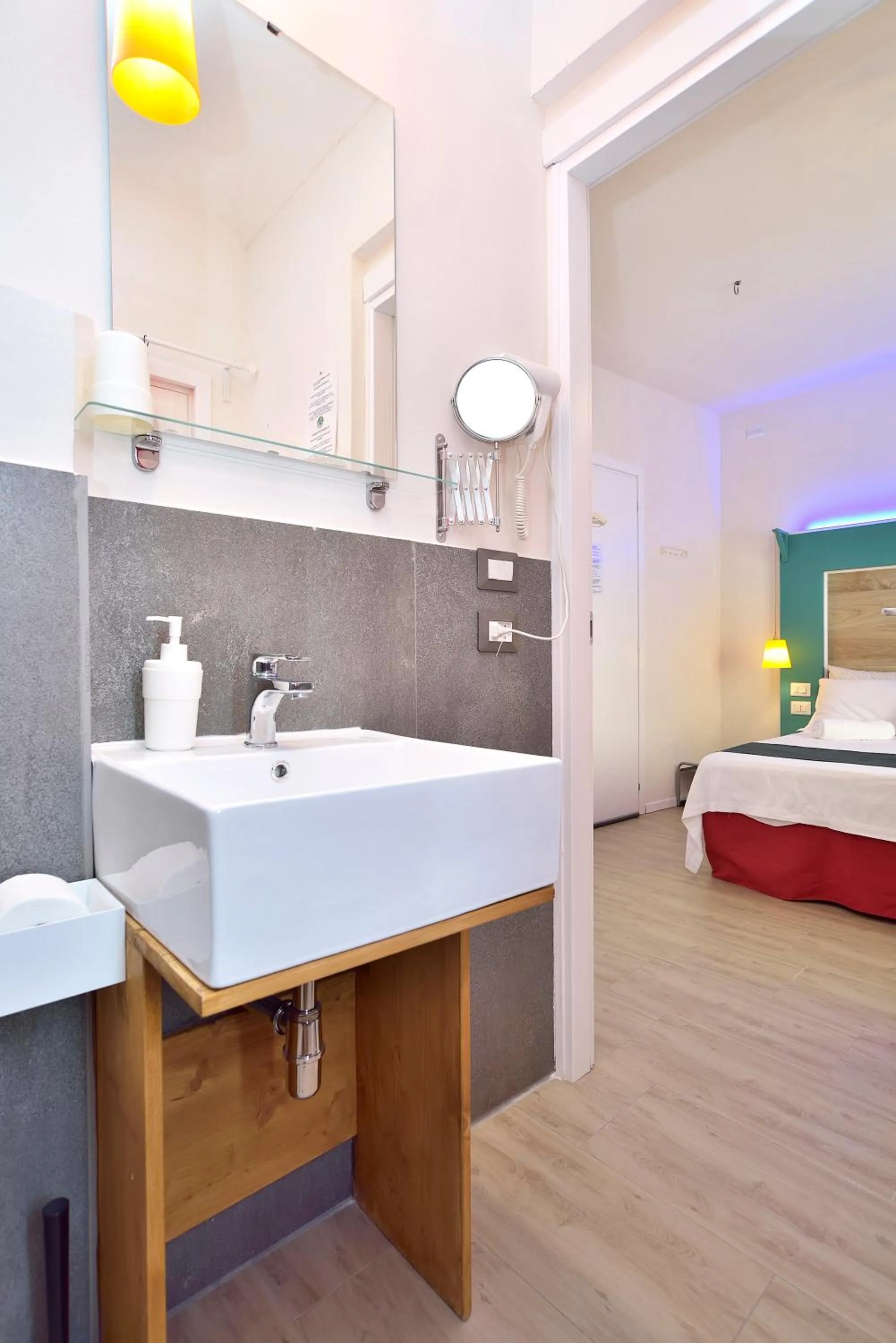 Bathroom, Bed in Modica Old Town Rooms