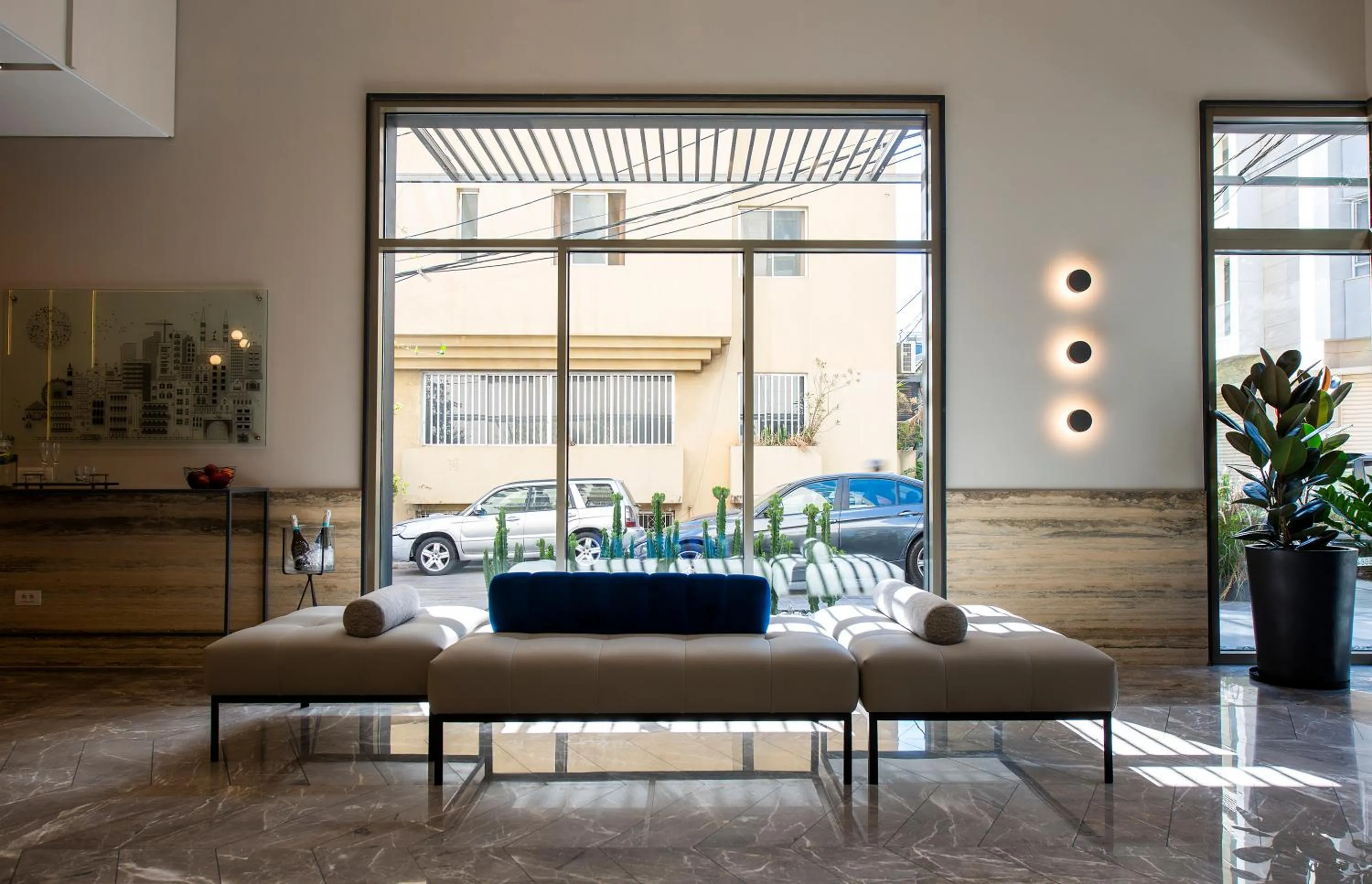 Lobby or reception in ZUR Studios and Suites