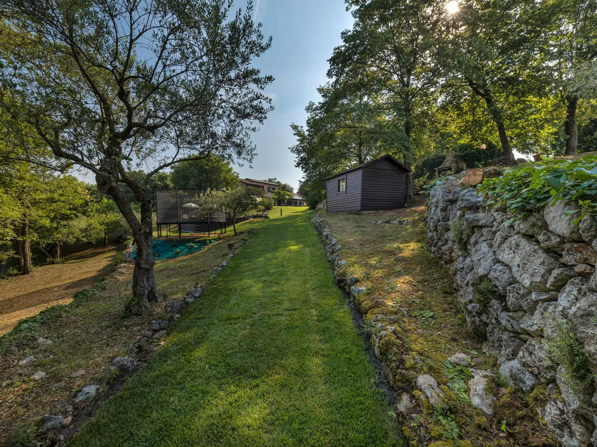 Property building in Villa Beatrice