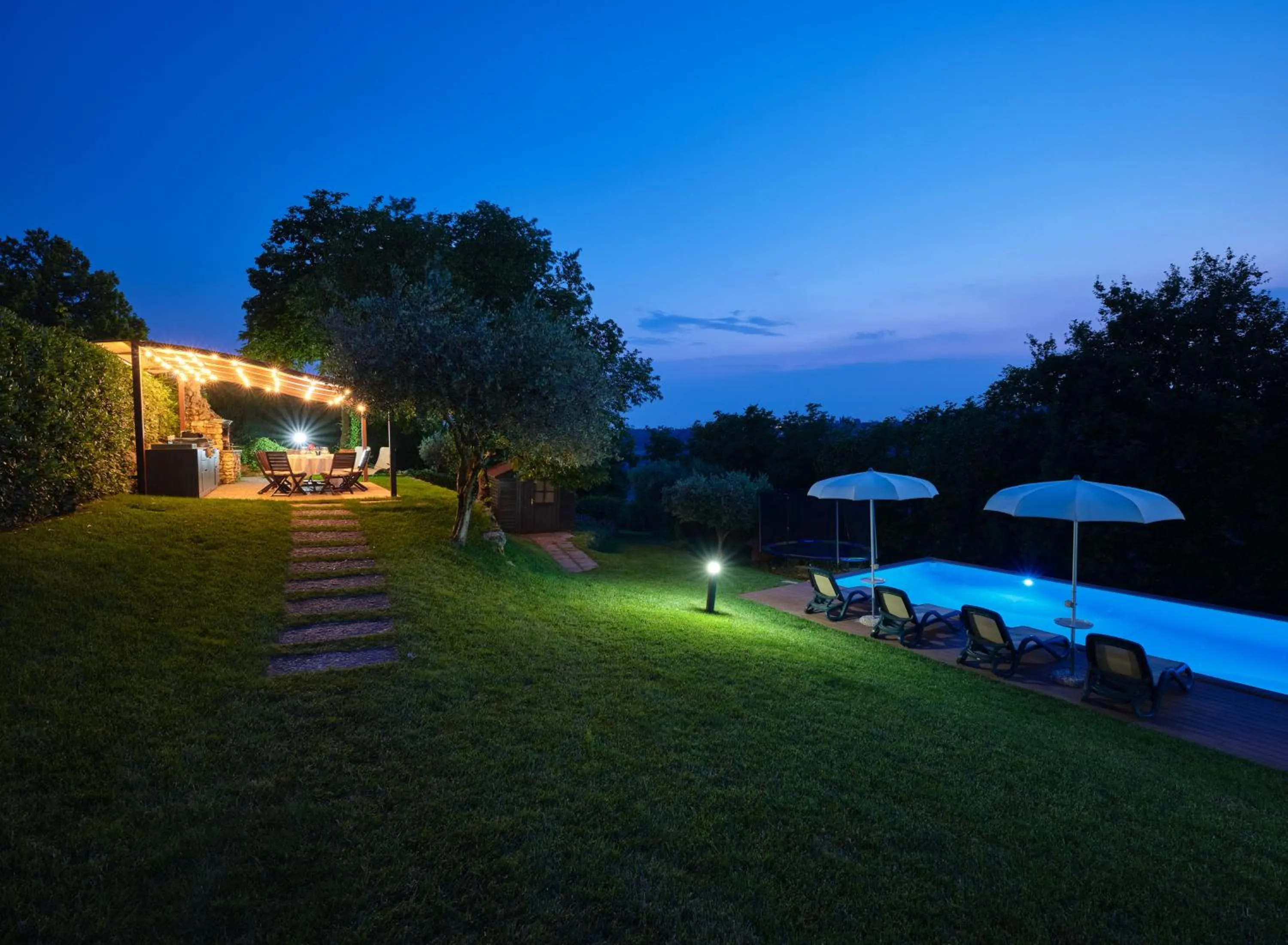 Night in Villa Beatrice