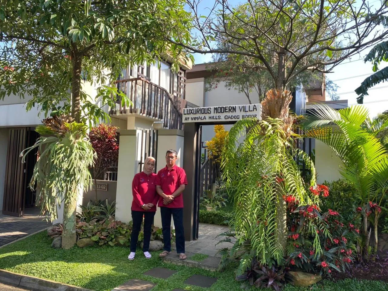 Staff in Luxurious Modern Villa at Vimala Hills