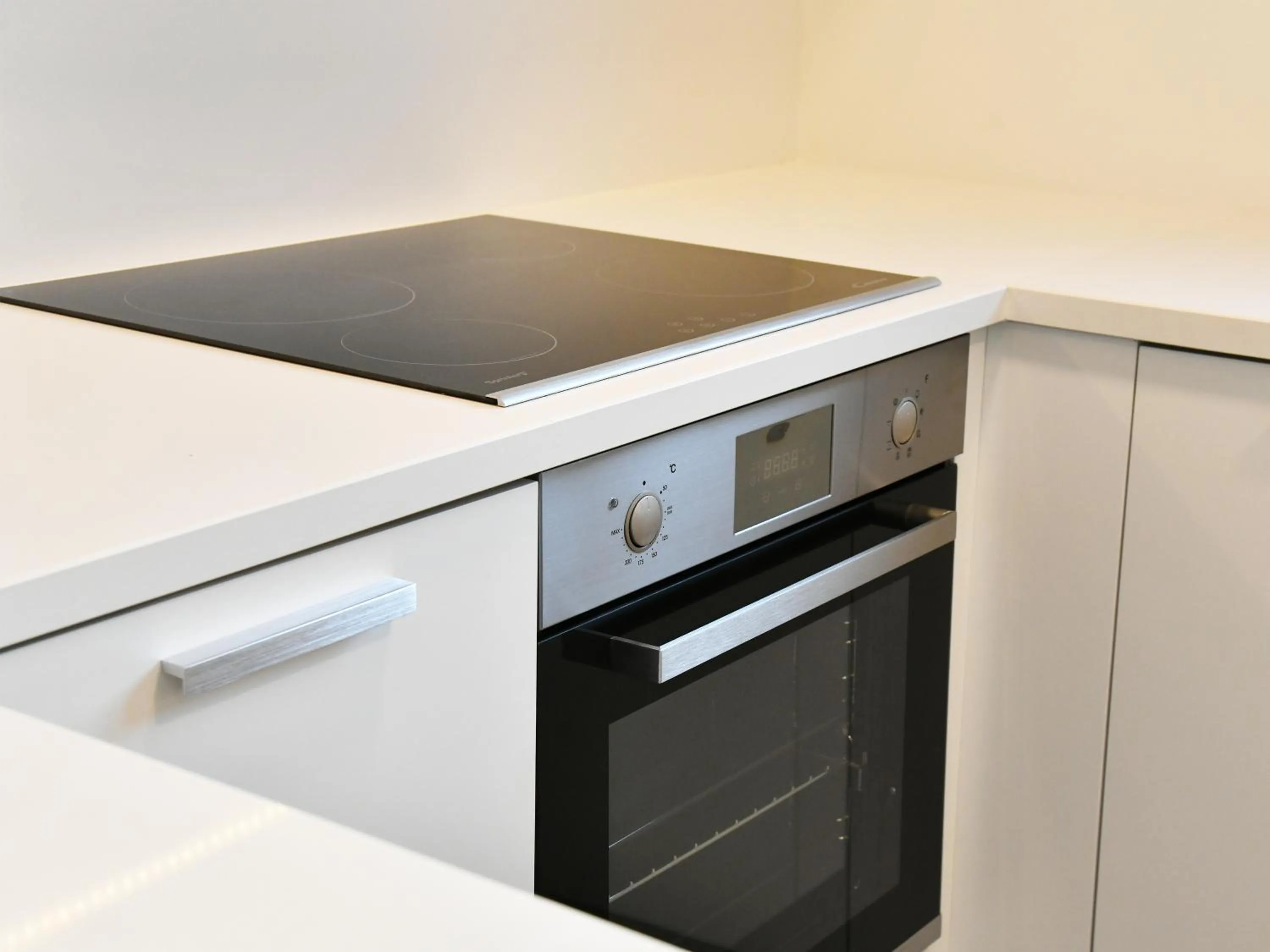 Kitchen or kitchenette in BAZ TOWER