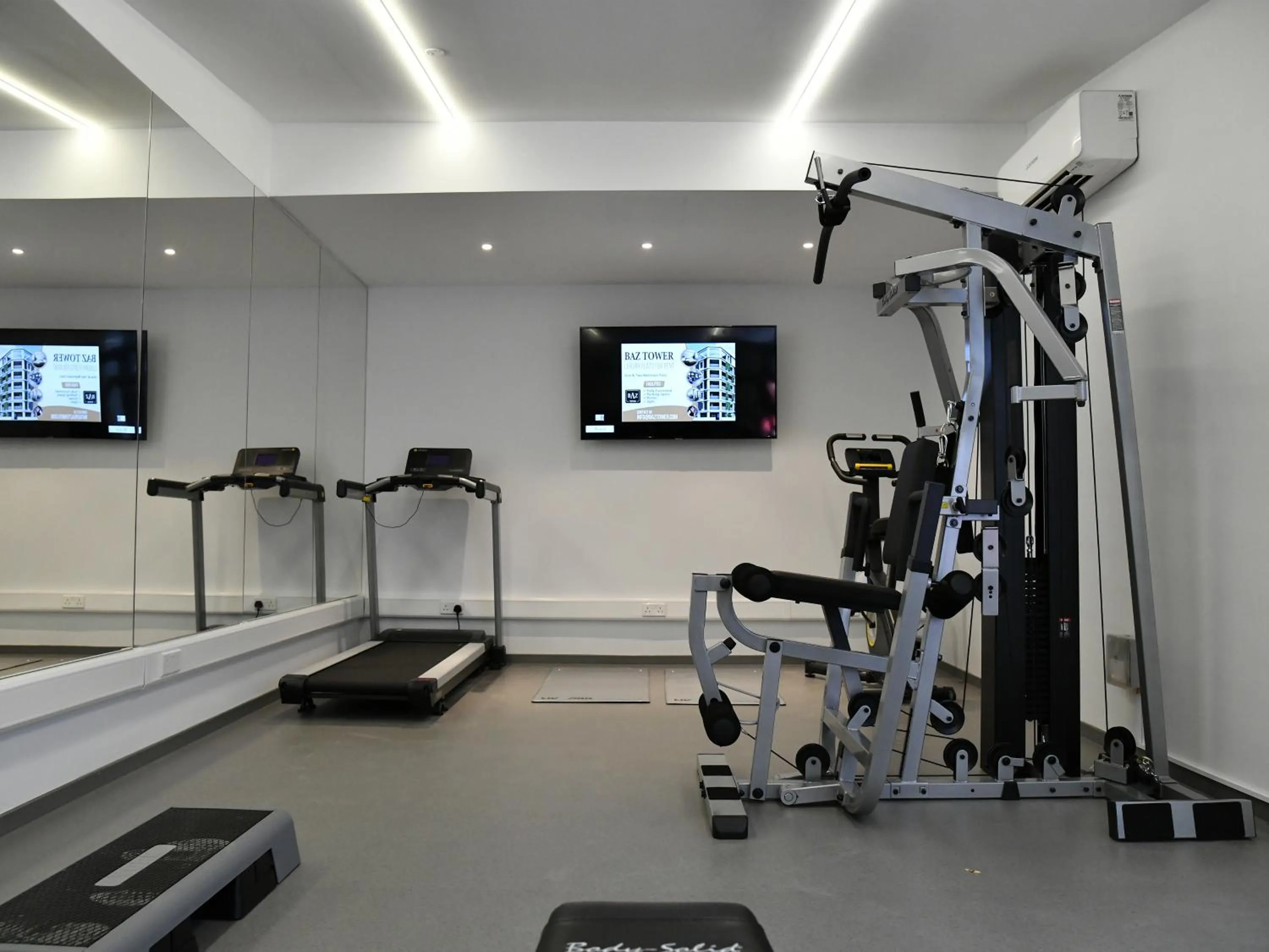Fitness centre/facilities in BAZ TOWER