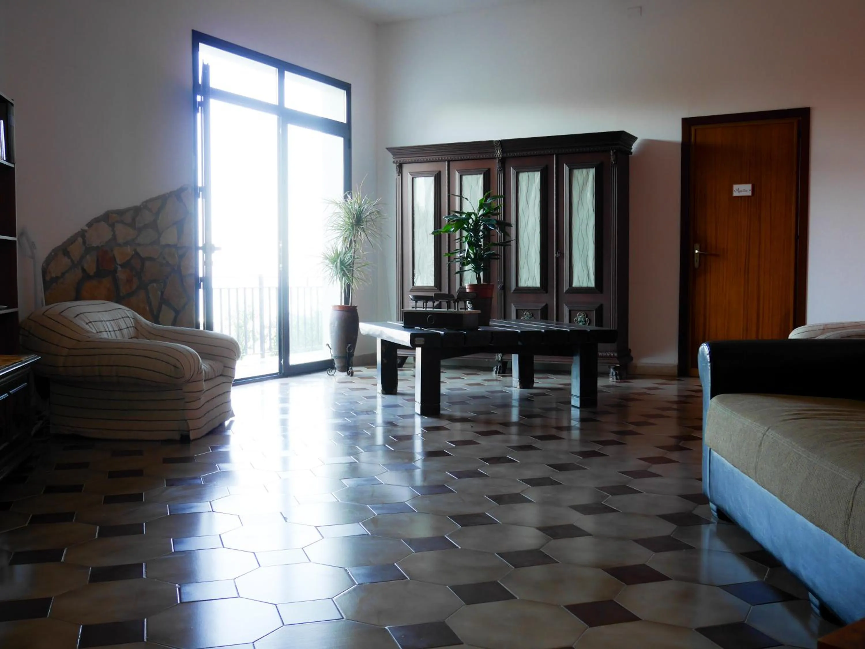 Communal lounge/ TV room in B&B Al Vecchio Pontile B&B MARSALA