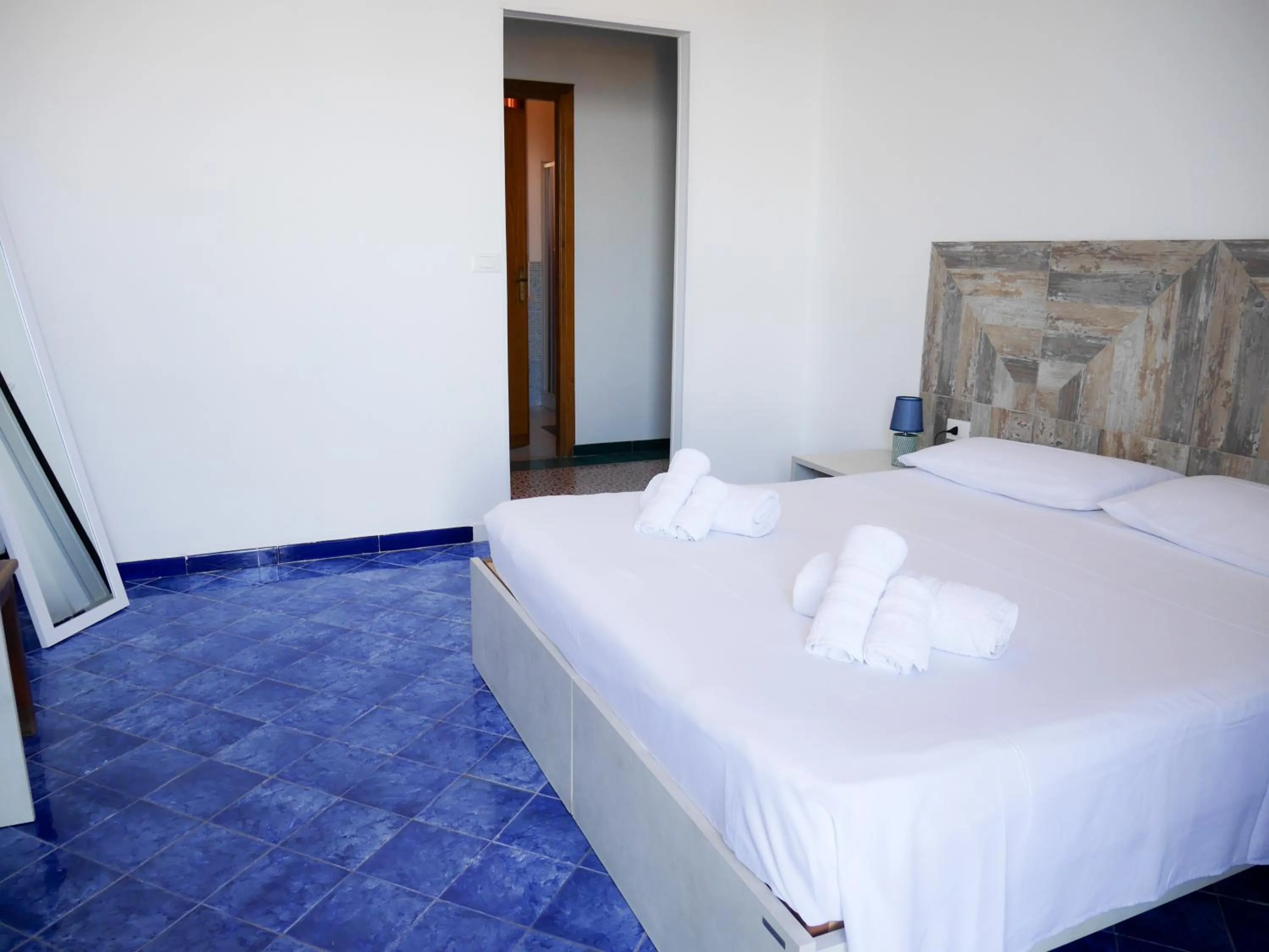 Photo of the whole room in B&B Al Vecchio Pontile B&B MARSALA