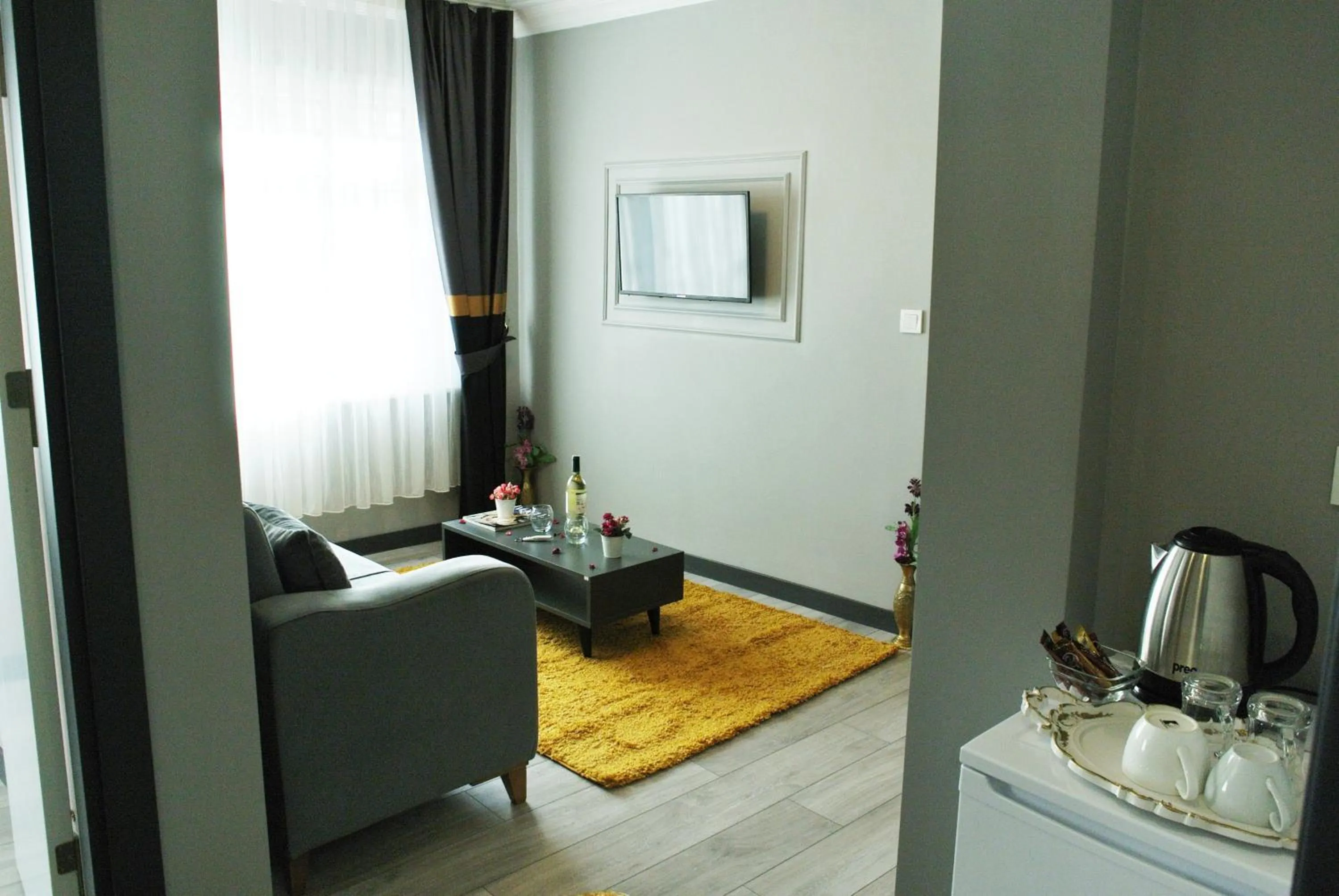 Living room in Emirhan Guesthouse & Suites