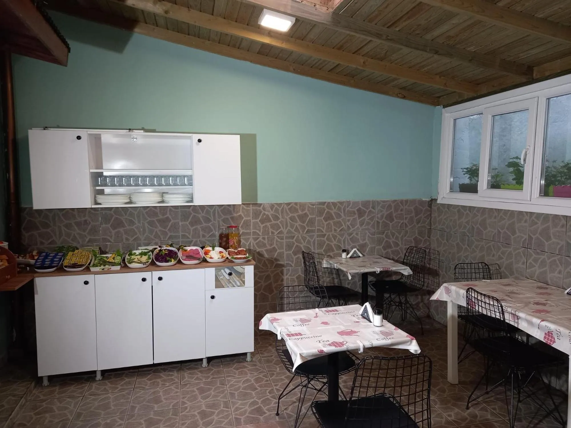 Continental breakfast in Emirhan Guesthouse & Suites