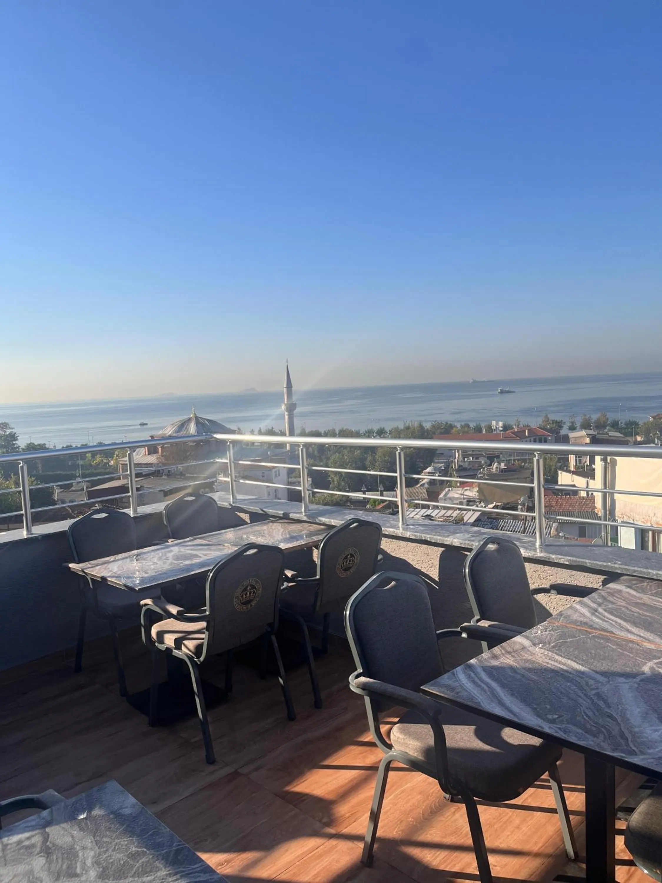 Breakfast in Emirhan Guesthouse & Suites