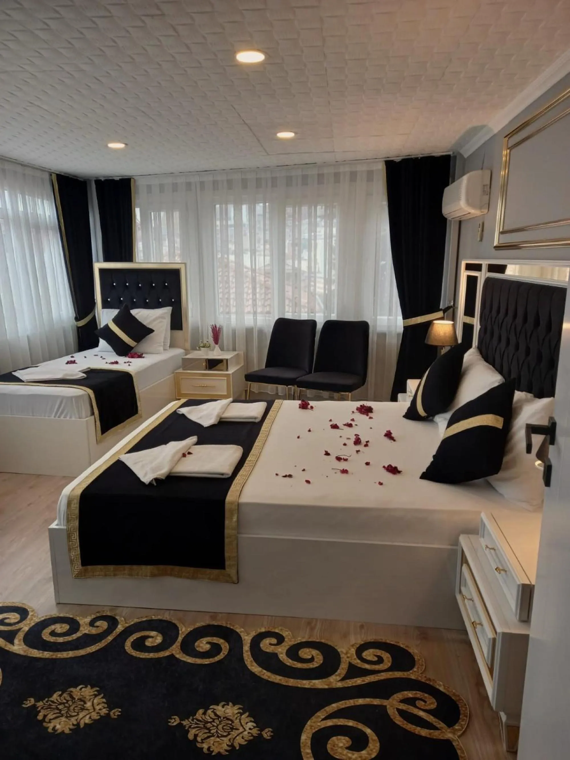 Bedroom, Bed in Emirhan Guesthouse & Suites