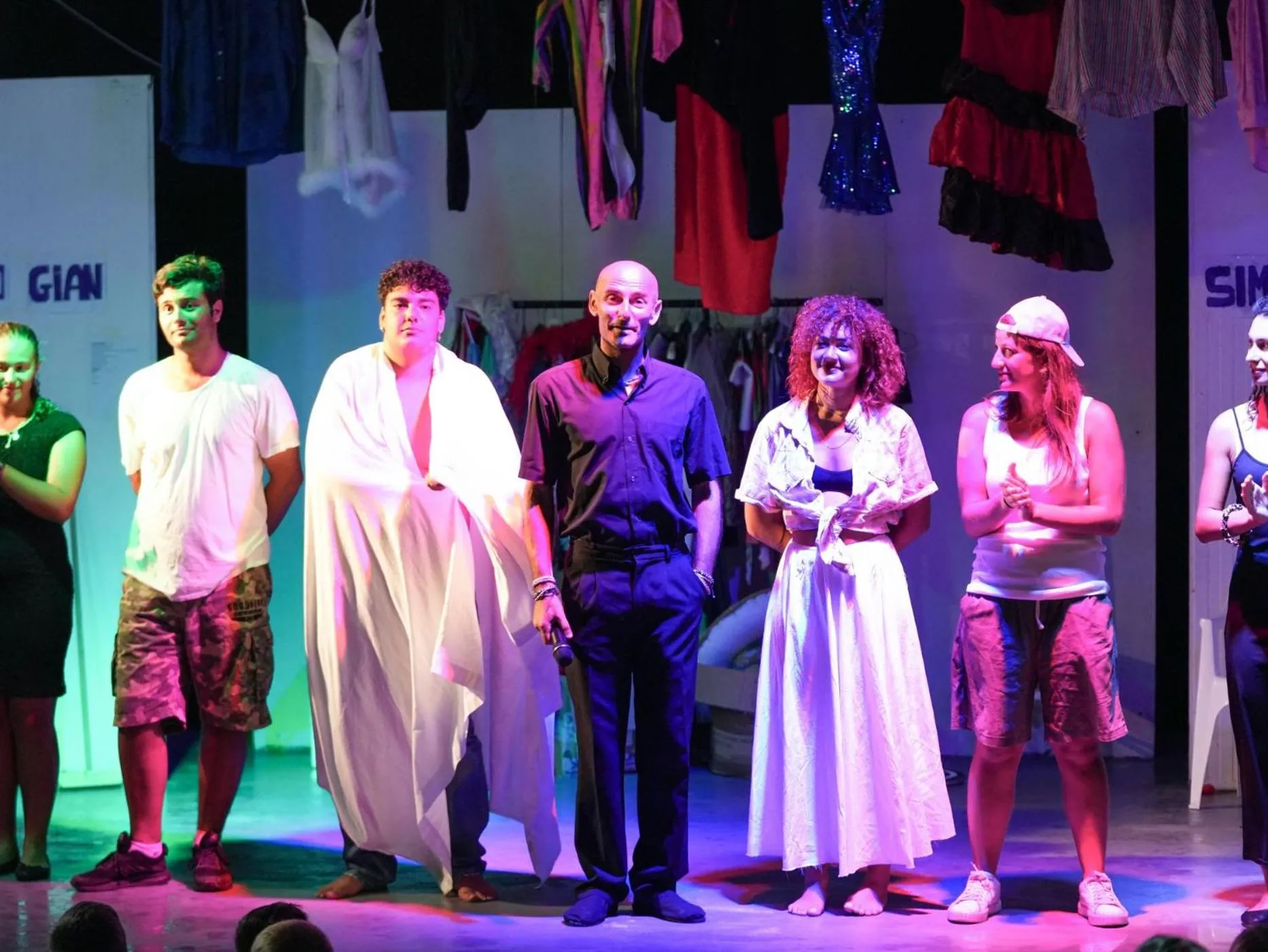 Evening entertainment in Chiusurelle Village Resort