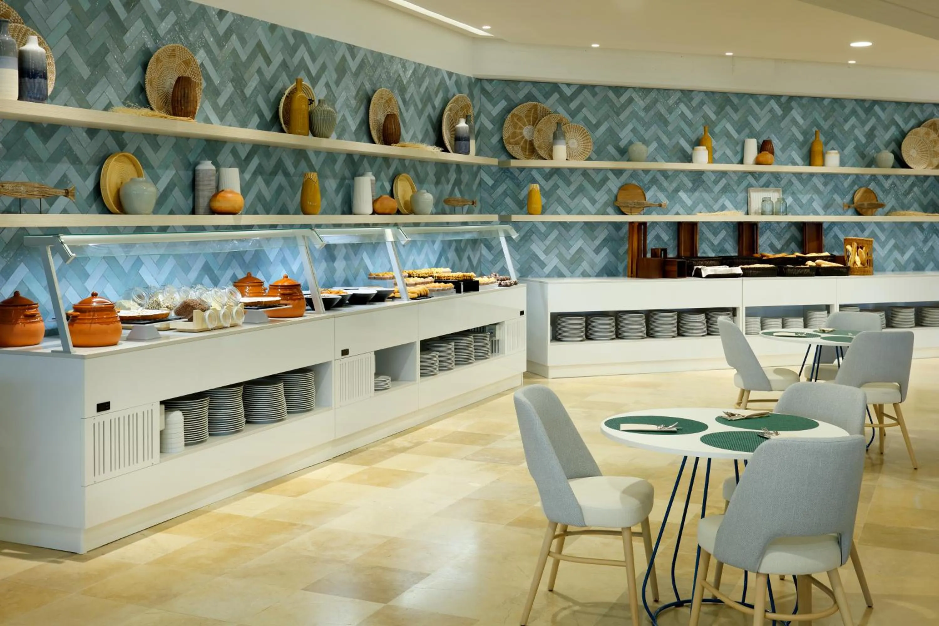 Buffet breakfast in The Signature Level at Grand Palladium Sicilia Resort & Spa