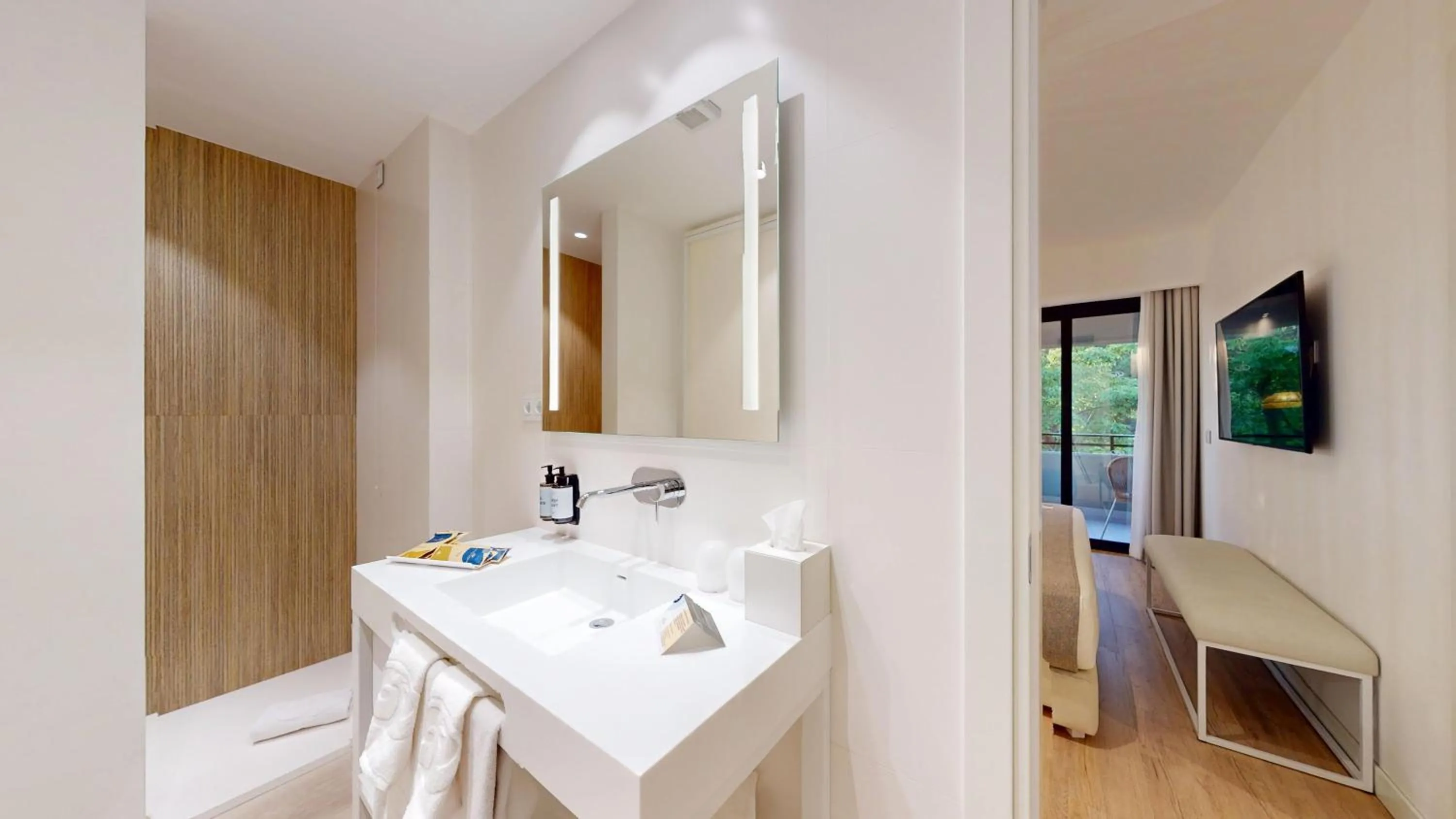 Bathroom in The Signature Level at Grand Palladium Sicilia Resort & Spa