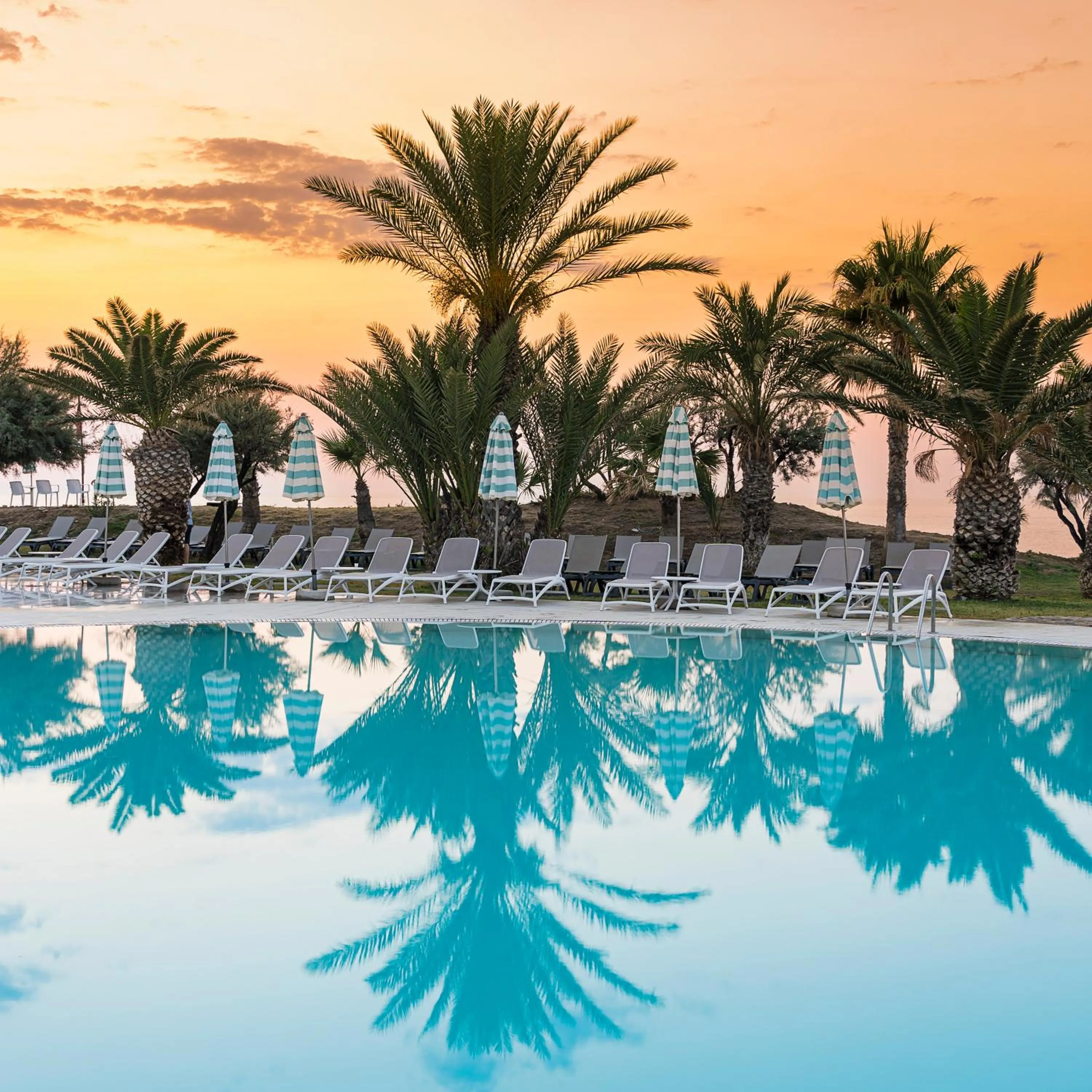 Swimming pool in The Signature Level at Grand Palladium Sicilia Resort & Spa