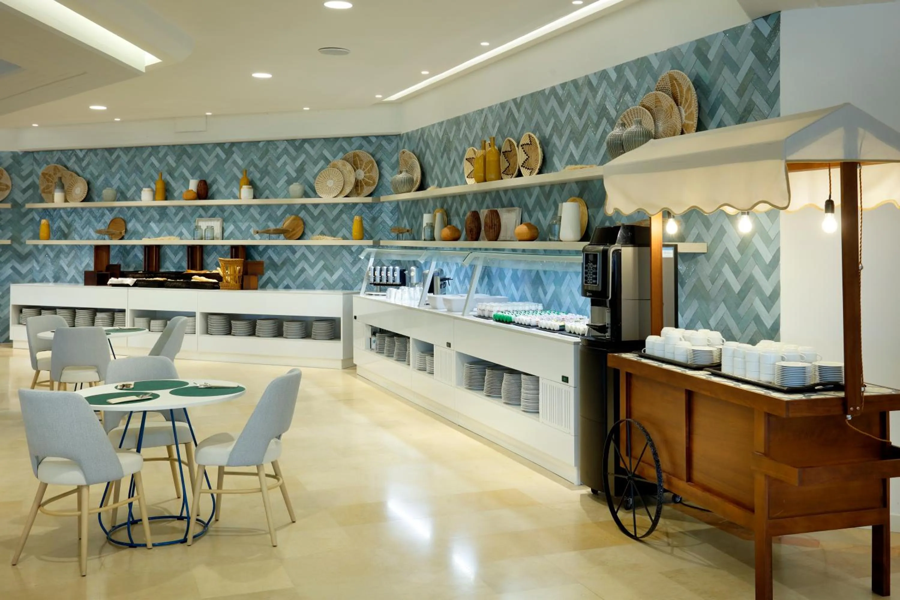 Buffet breakfast in The Signature Level at Grand Palladium Sicilia Resort & Spa