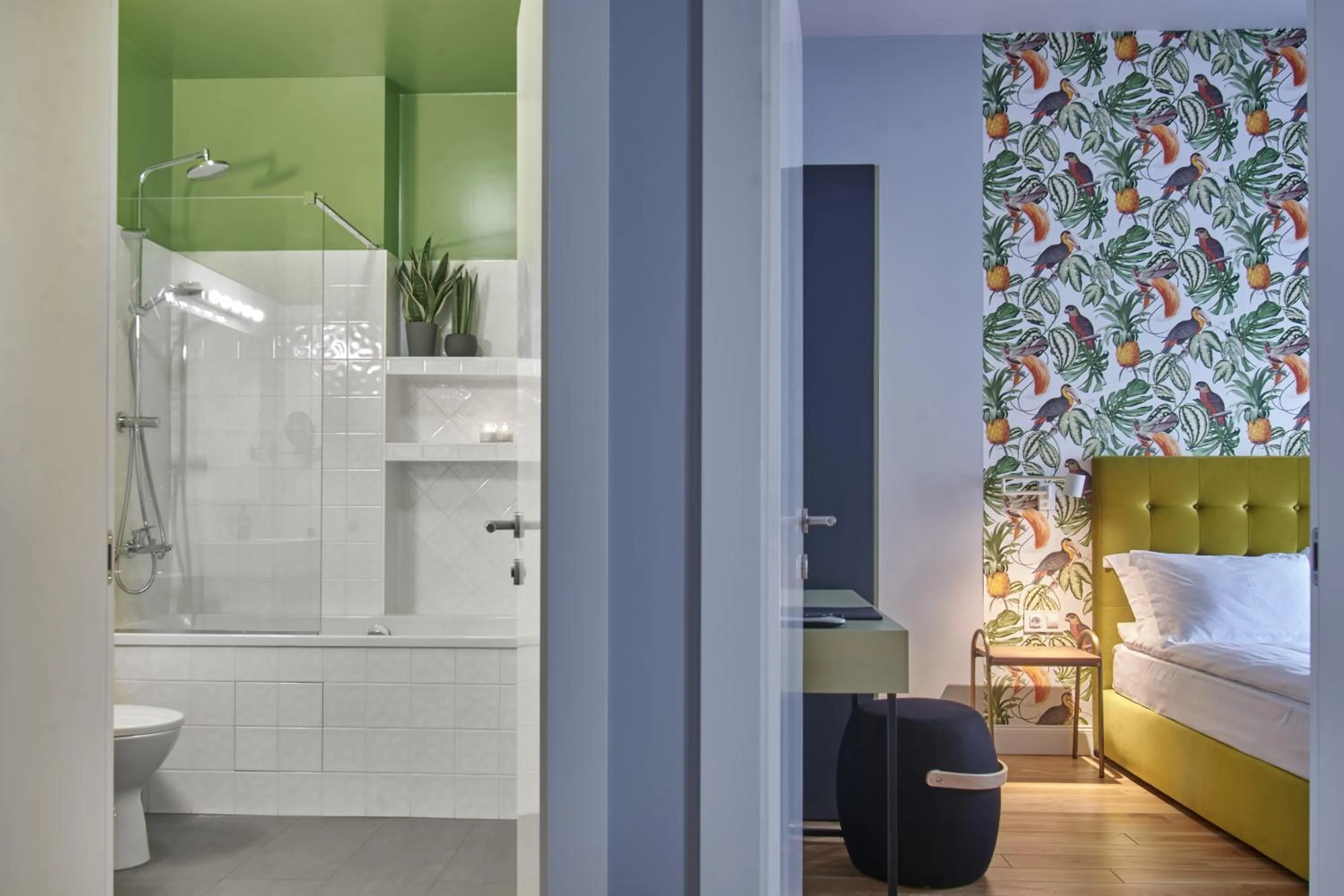 Bed in The Embassy Suites