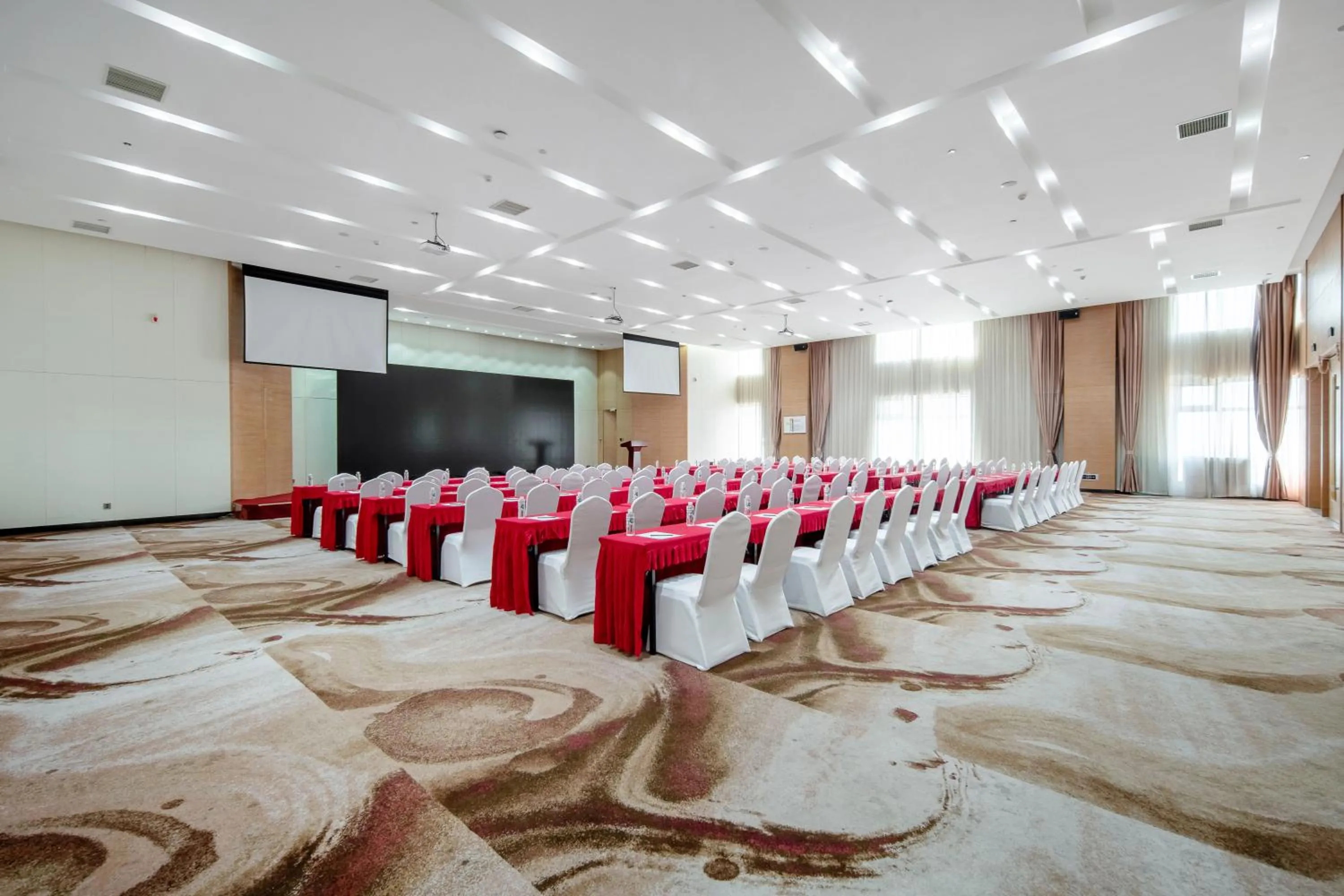 Meeting/conference room in Novotel Huashan