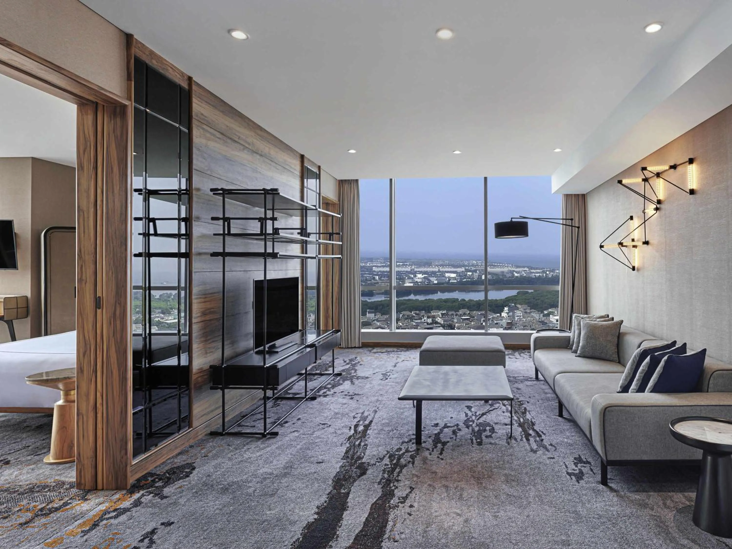 Bedroom, Bed in Swissôtel Jakarta PIK Avenue