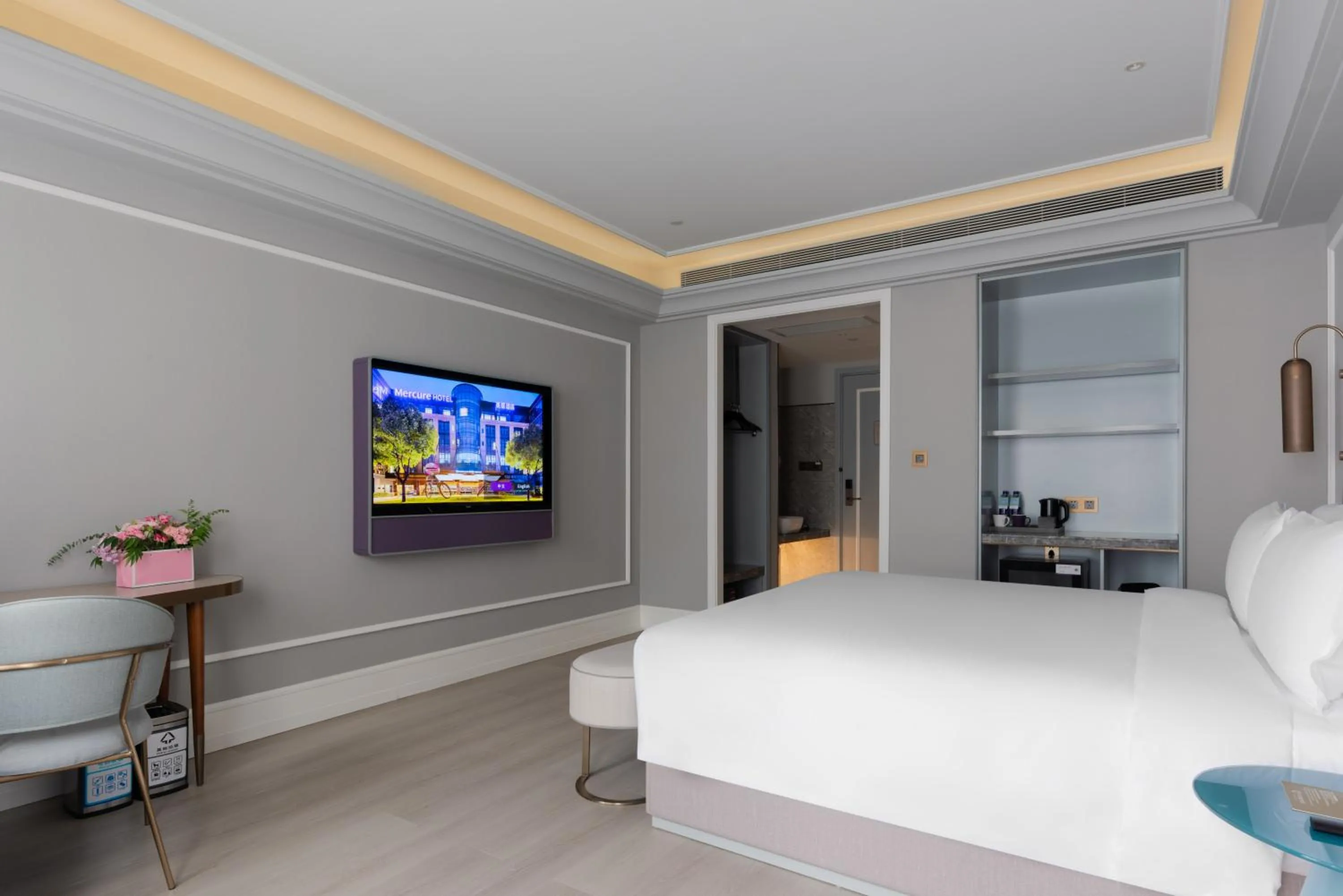 Bedroom, Bed in Mercure Xian North