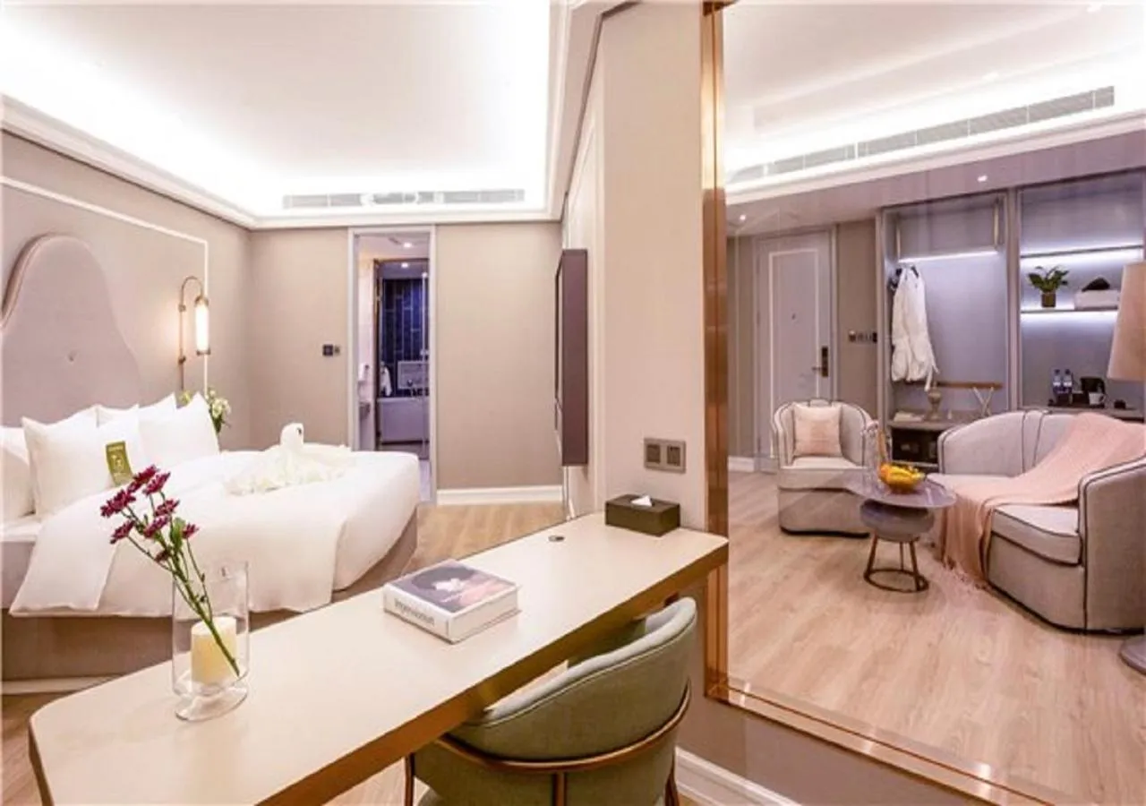 Bed in Mercure Taiyuan E Tech