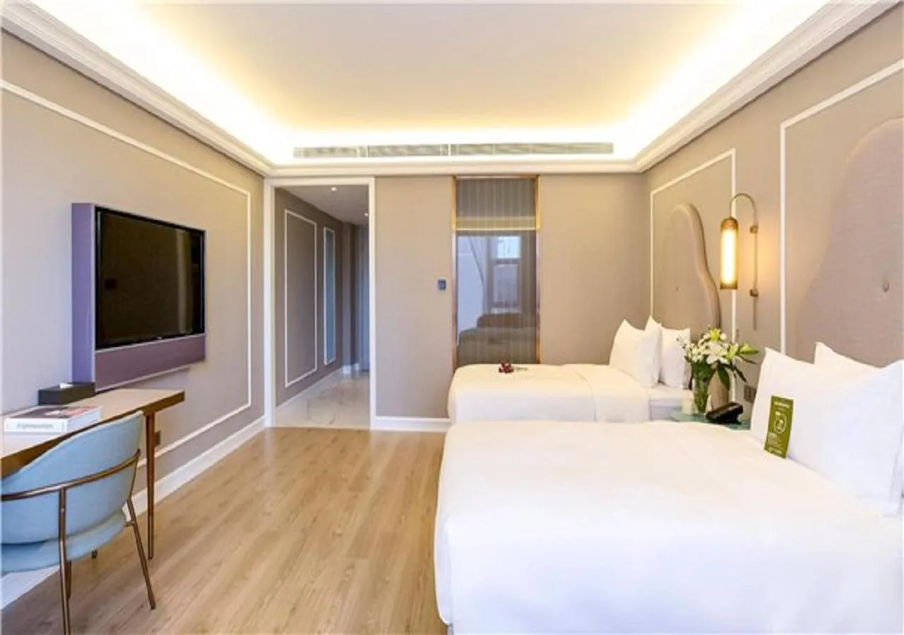 Bed in Mercure Taiyuan E Tech