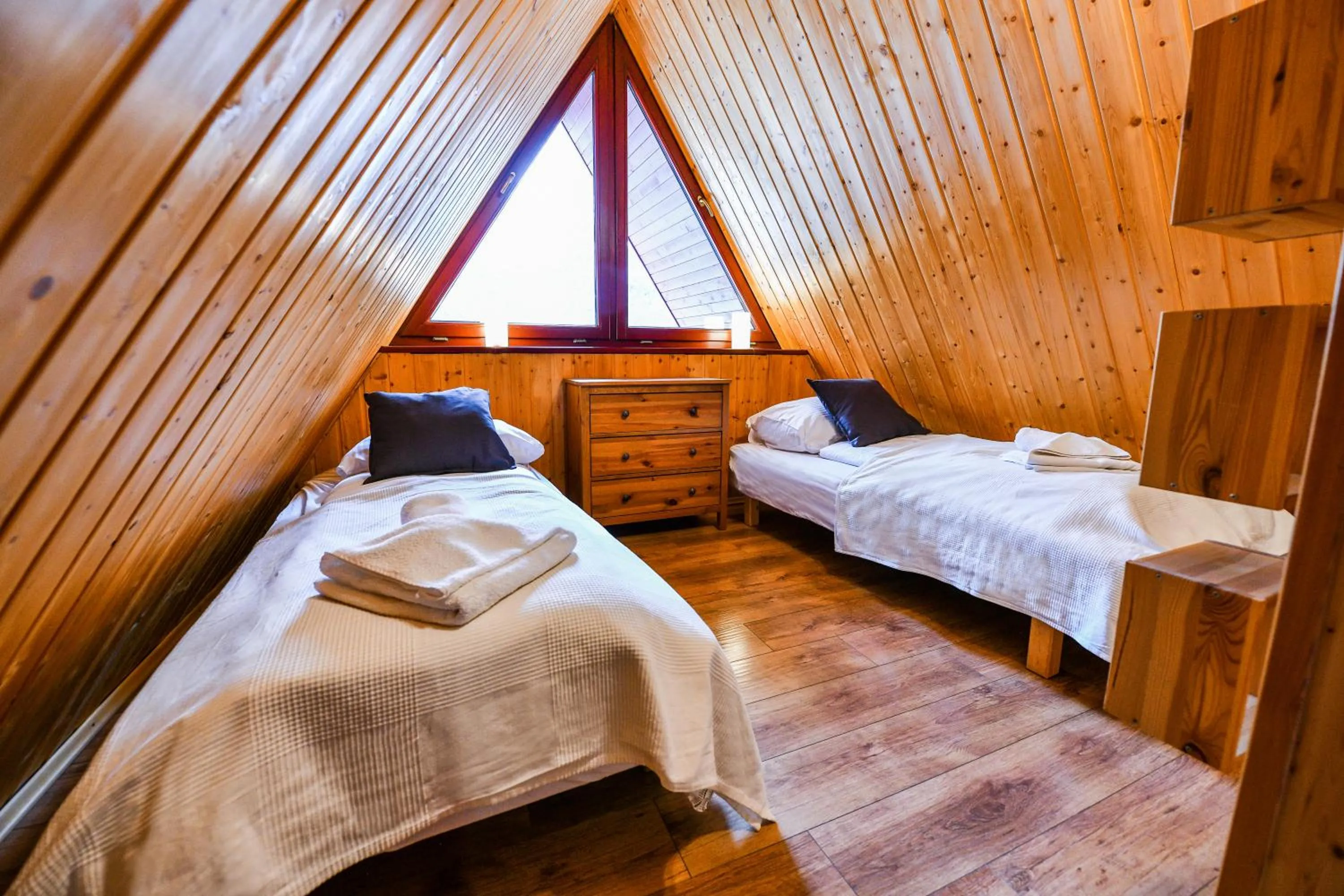 Bedroom, Bed in RentPlanet - Apartamenty Bulwary Słowackiego