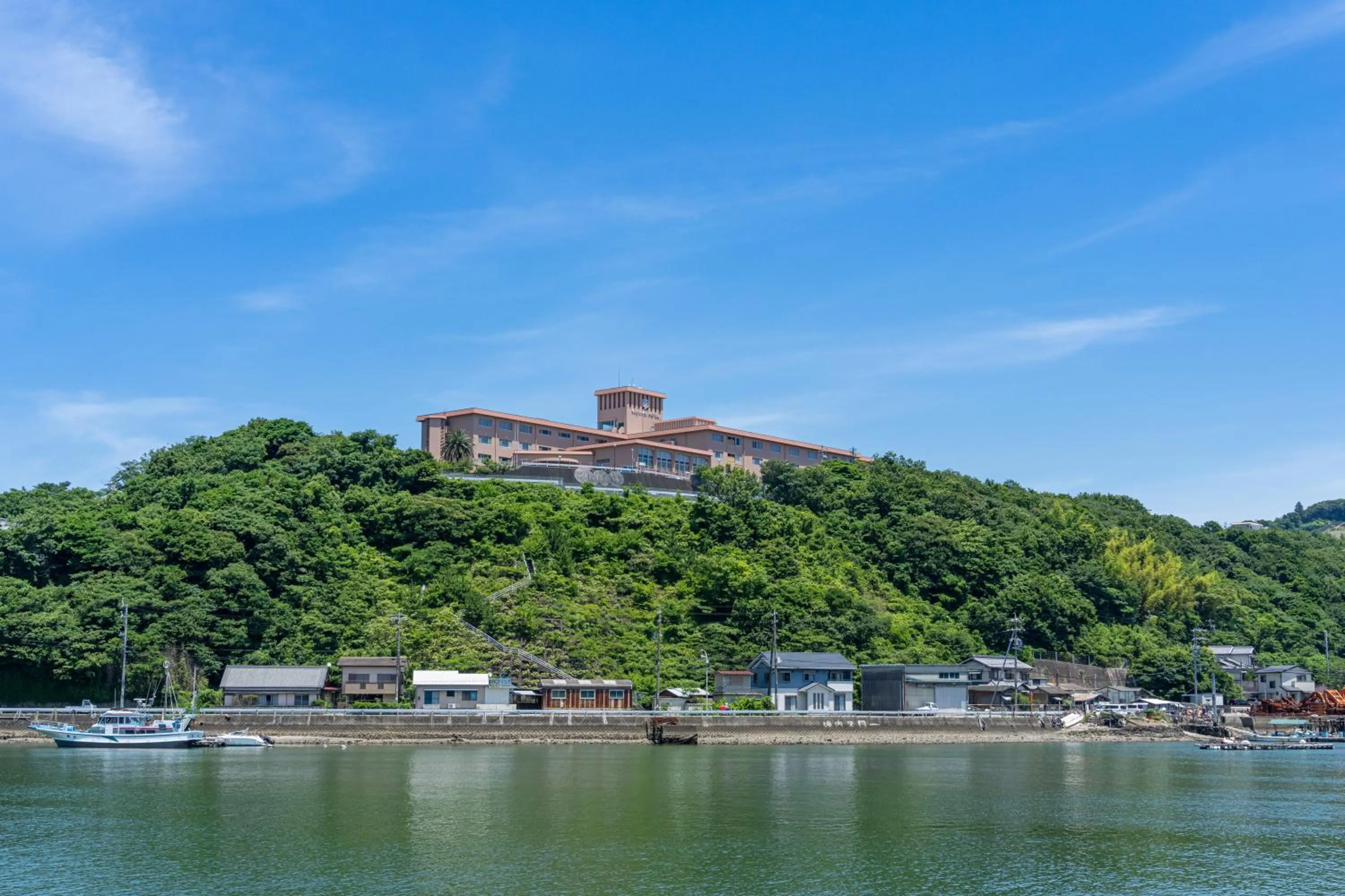 Property building in KAMENOI HOTEL Toba