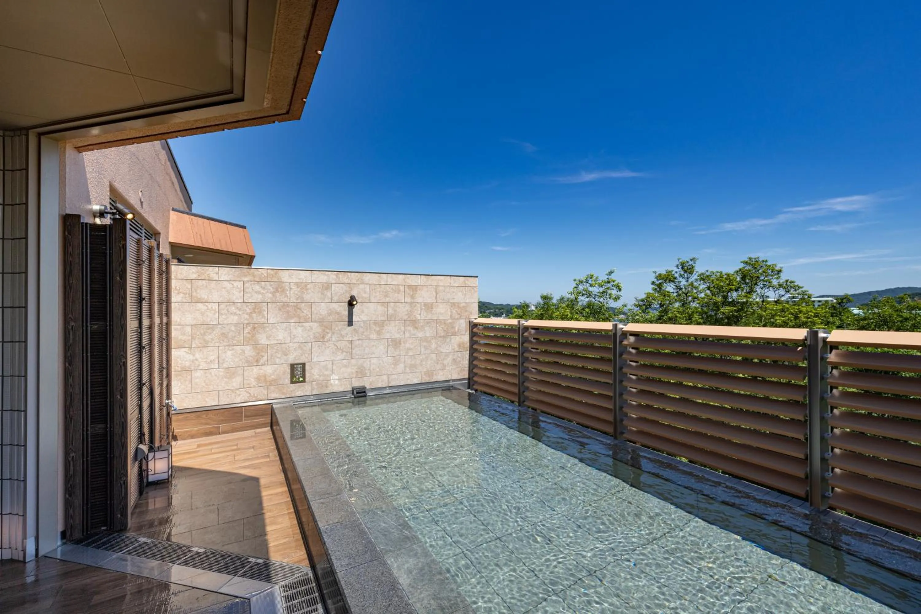 Hot Spring Bath in KAMENOI HOTEL Toba