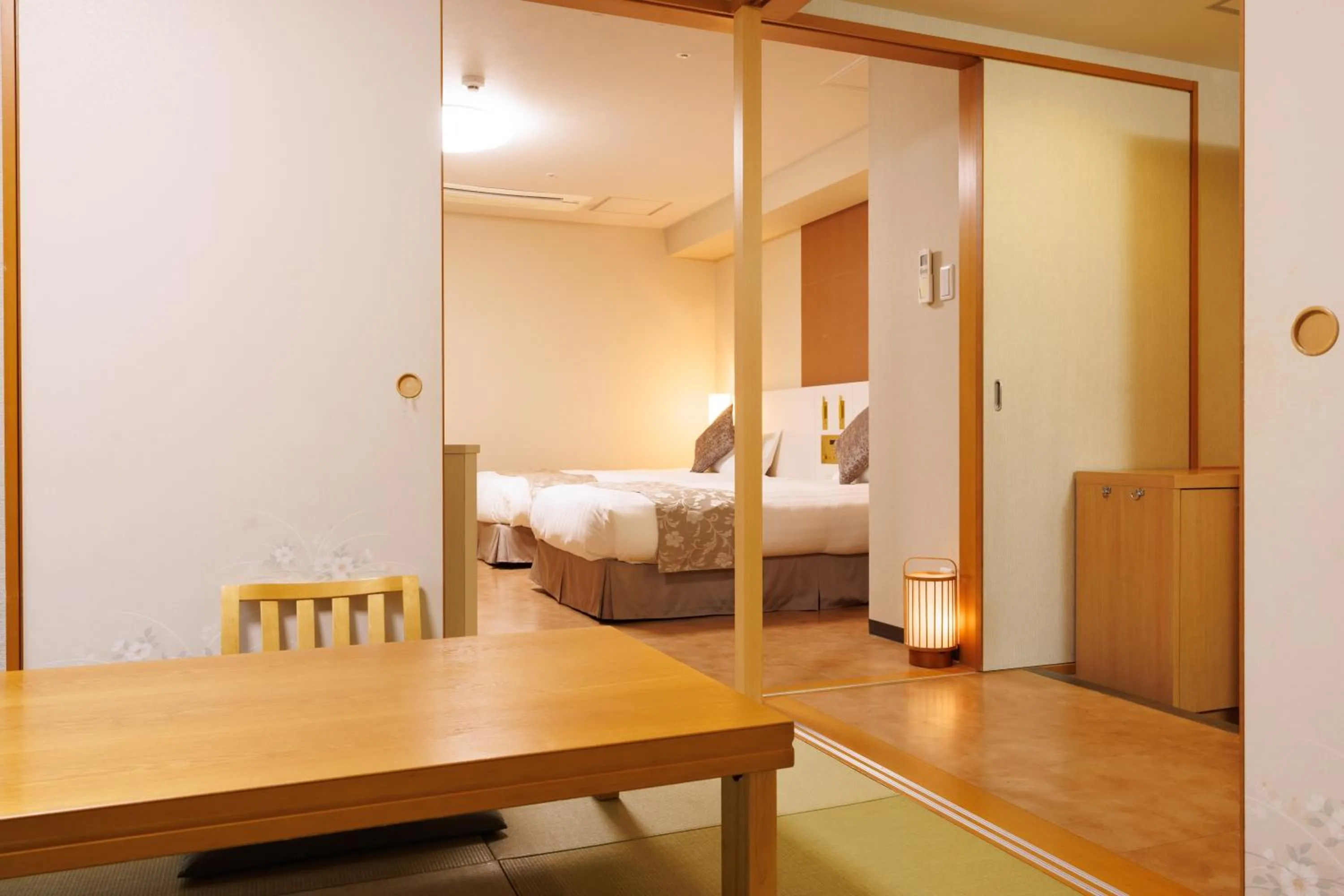 Photo of the whole room, Bed in KAMENOI HOTEL Itako