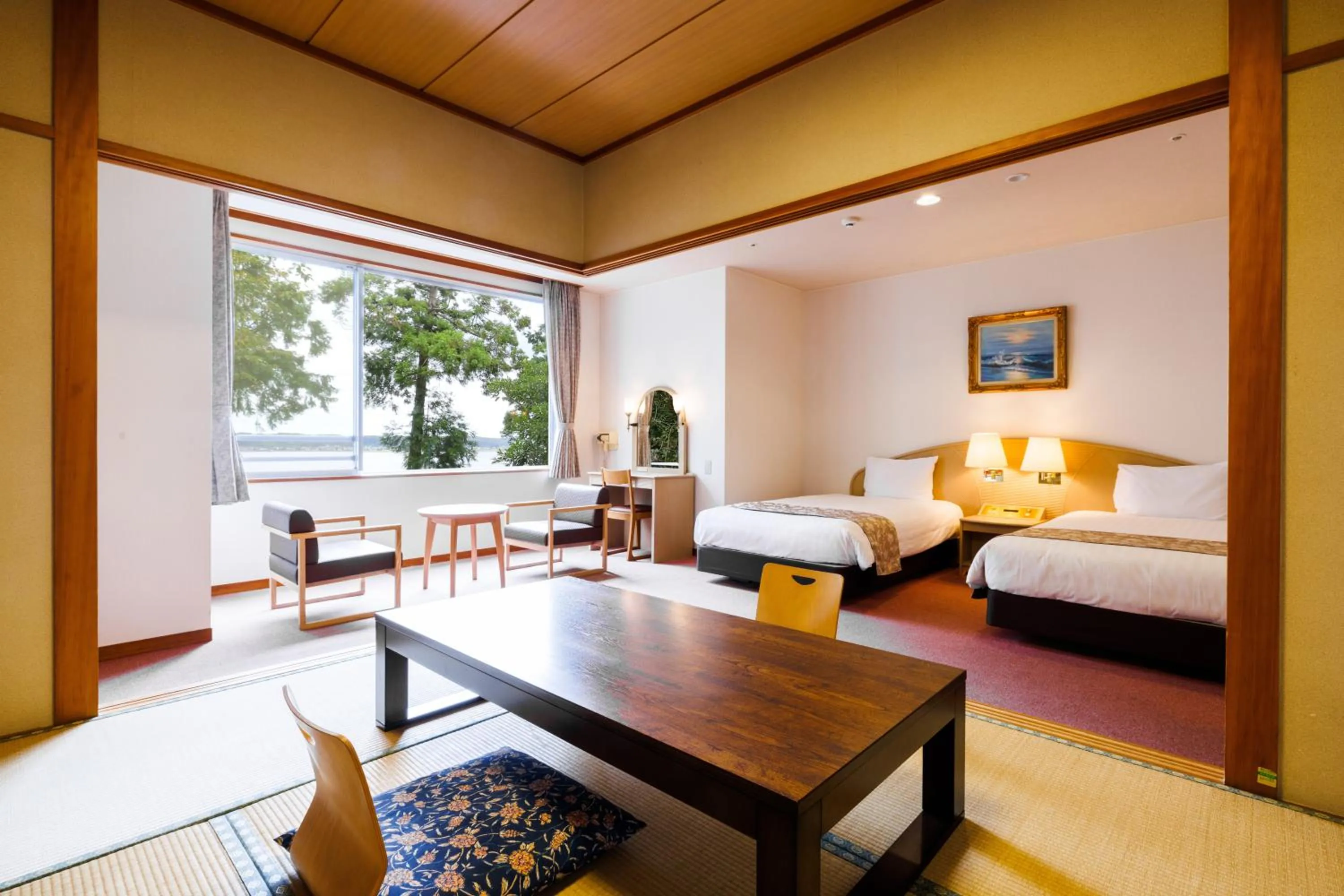 Photo of the whole room, Bed in KAMENOI HOTEL Itako