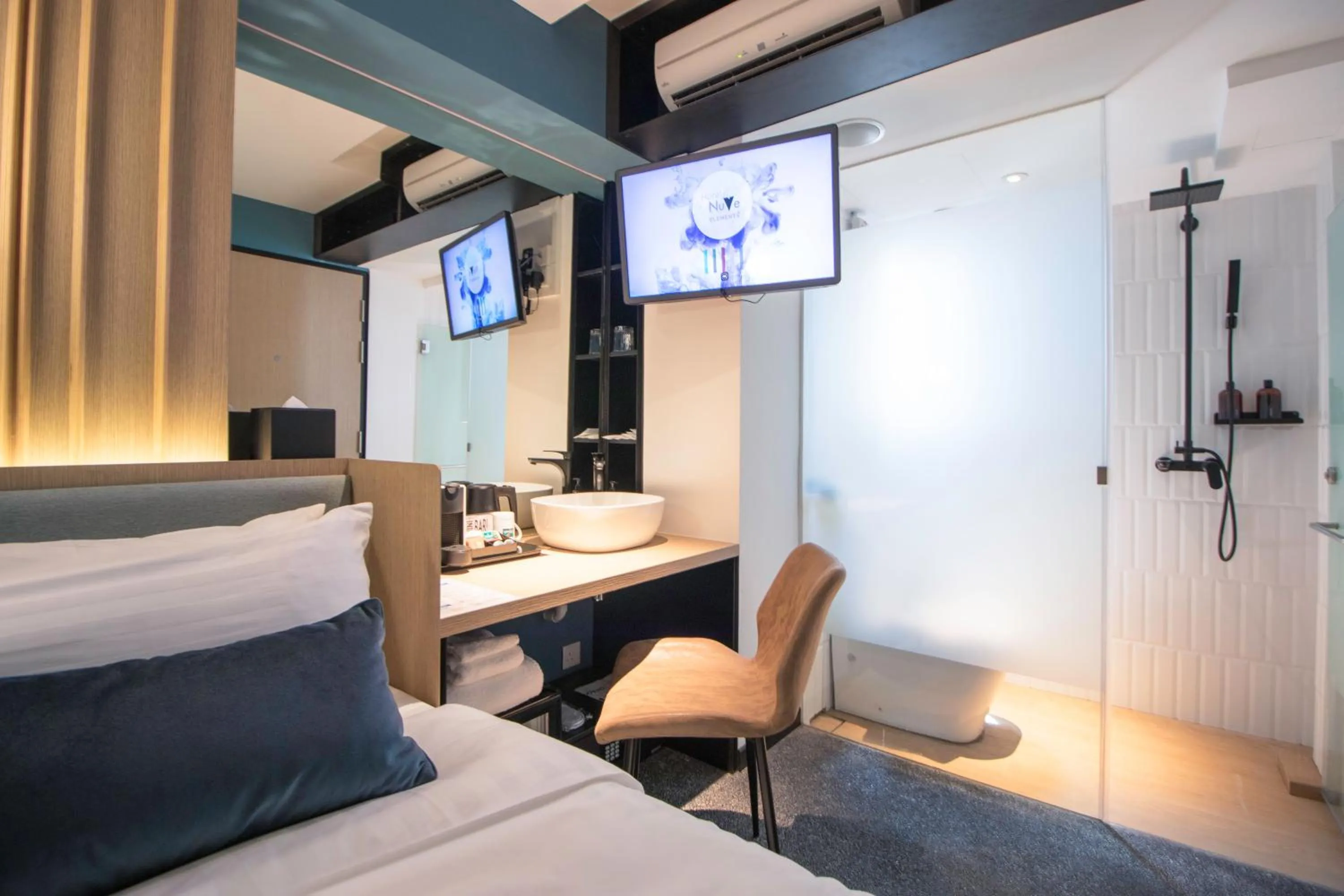 TV and multimedia, Bed in Hotel NuVe Elements