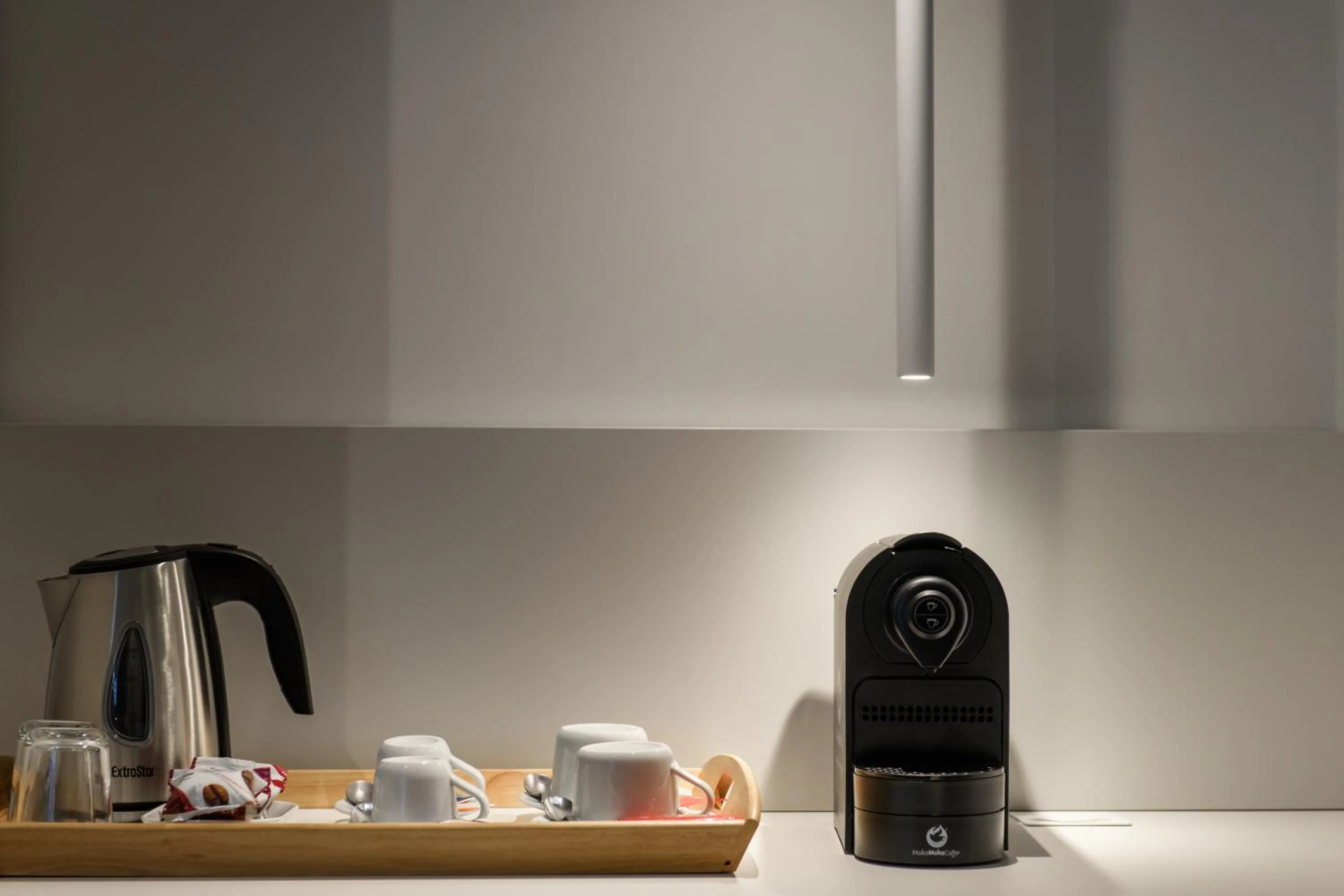 Coffee/tea facilities in Lux Caracciolo