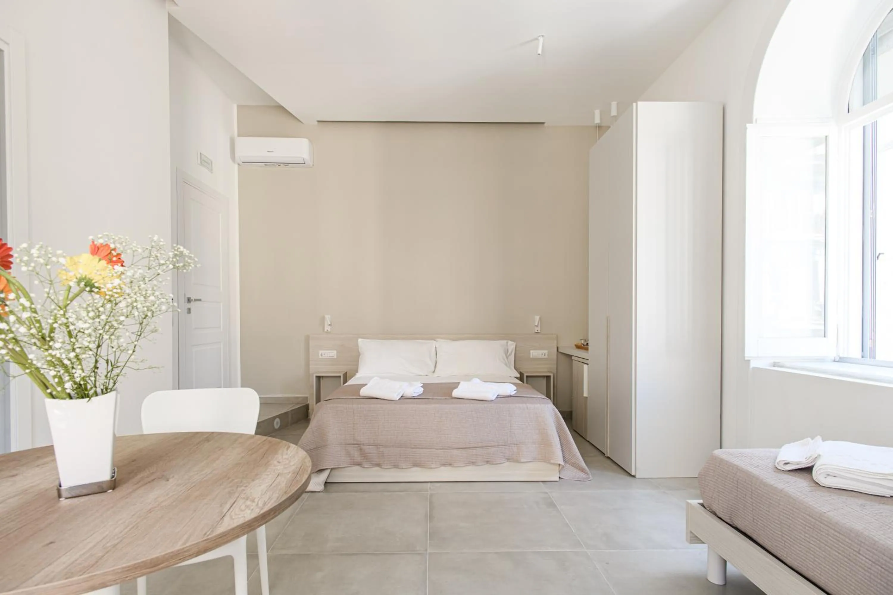 Bed in Lux Caracciolo