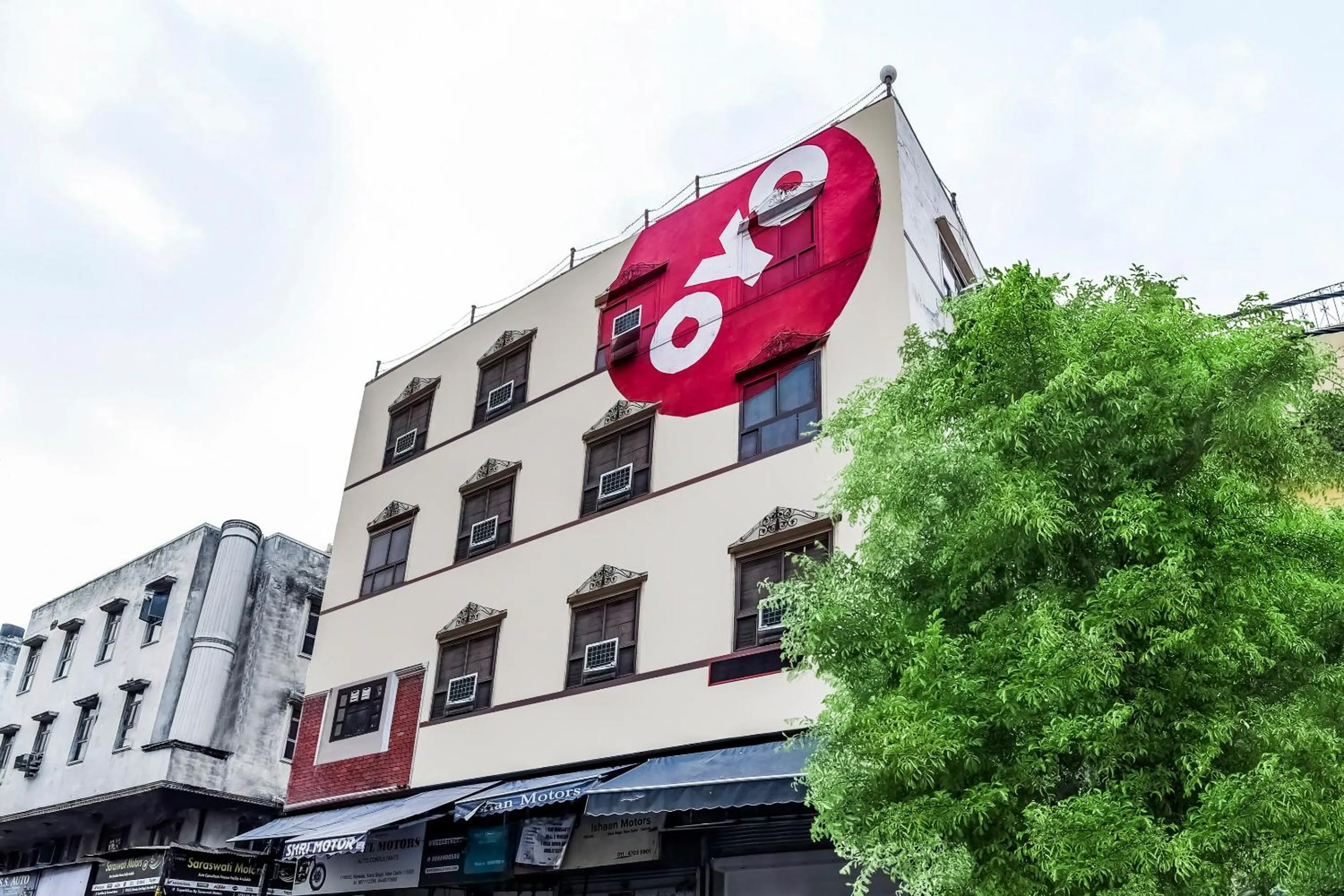 Facade/entrance in SPOT ON Hotel Kabila