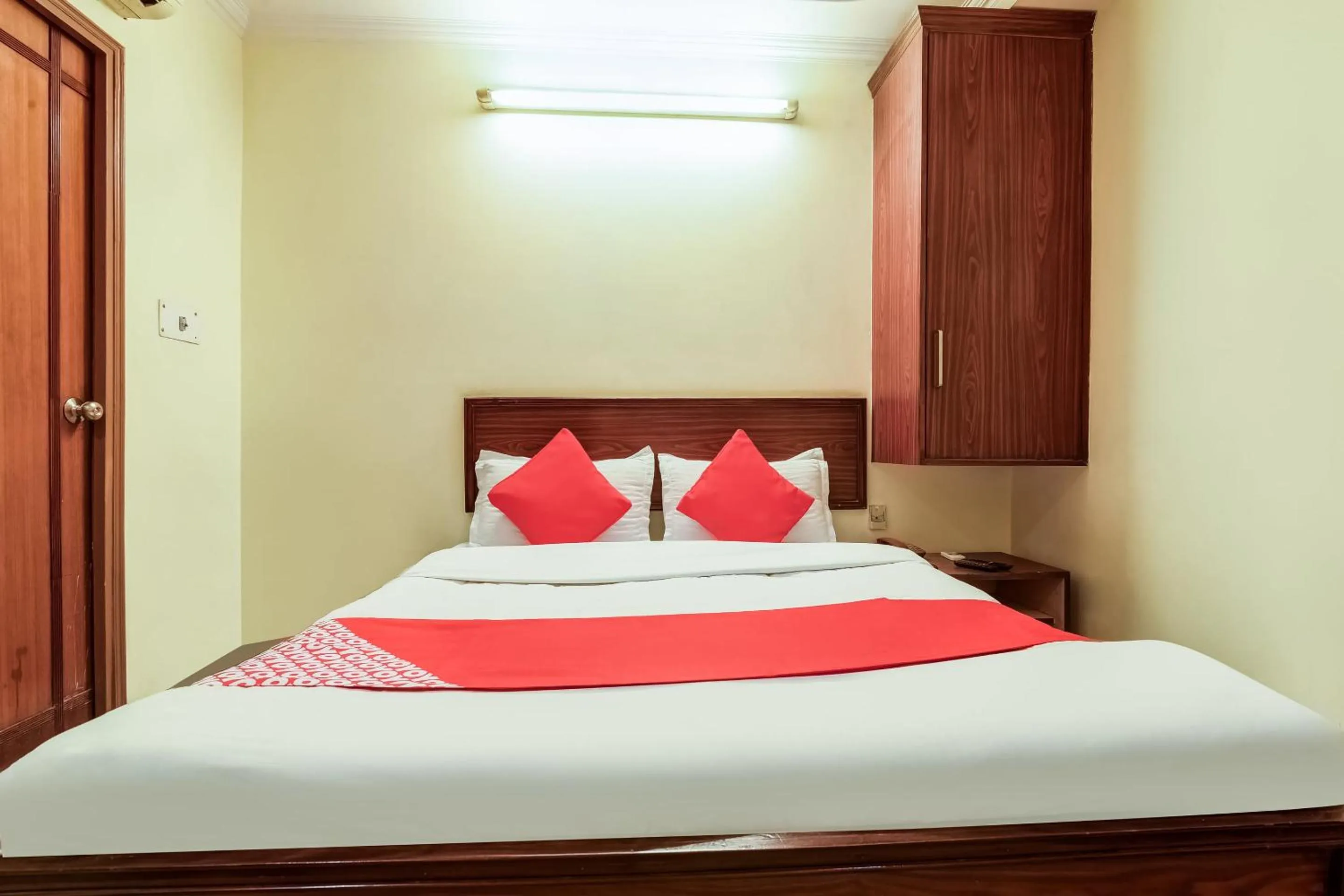 Bedroom, Bed in SPOT ON Hotel Kabila