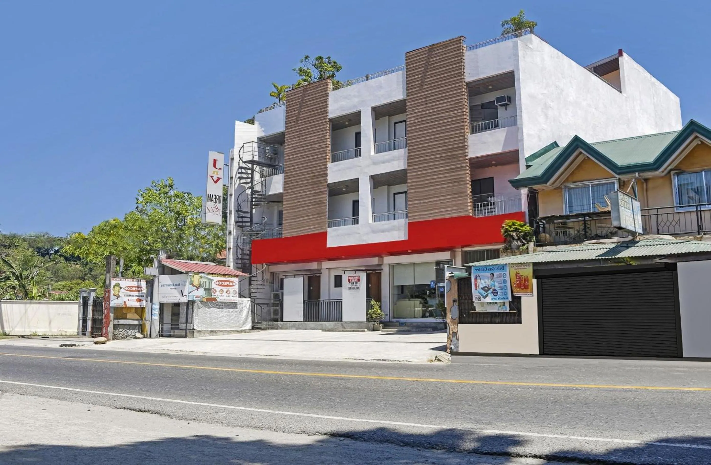 OYO 869 Jnv Dream Hotel