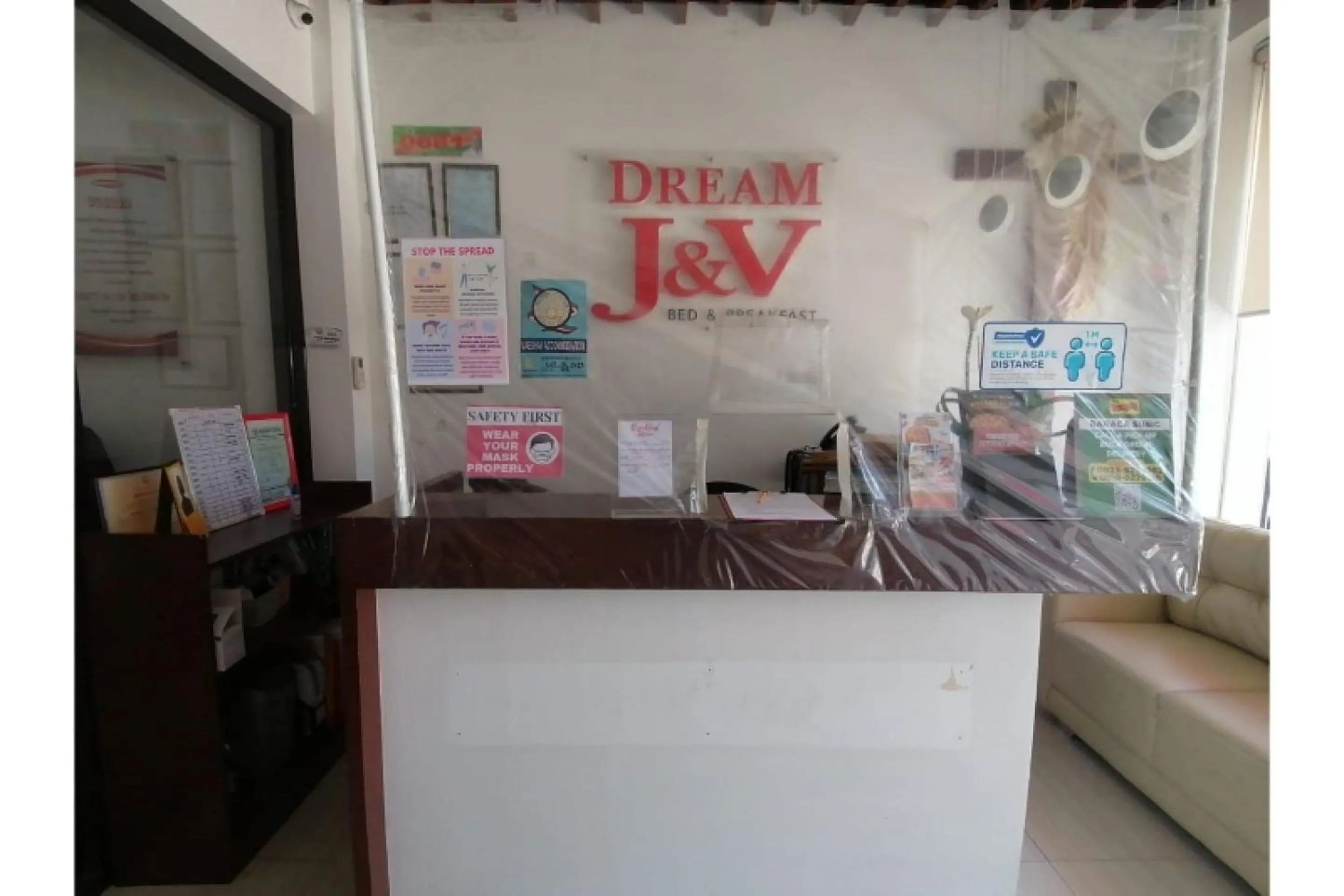 Lobby or reception in OYO 869 Jnv Dream Hotel