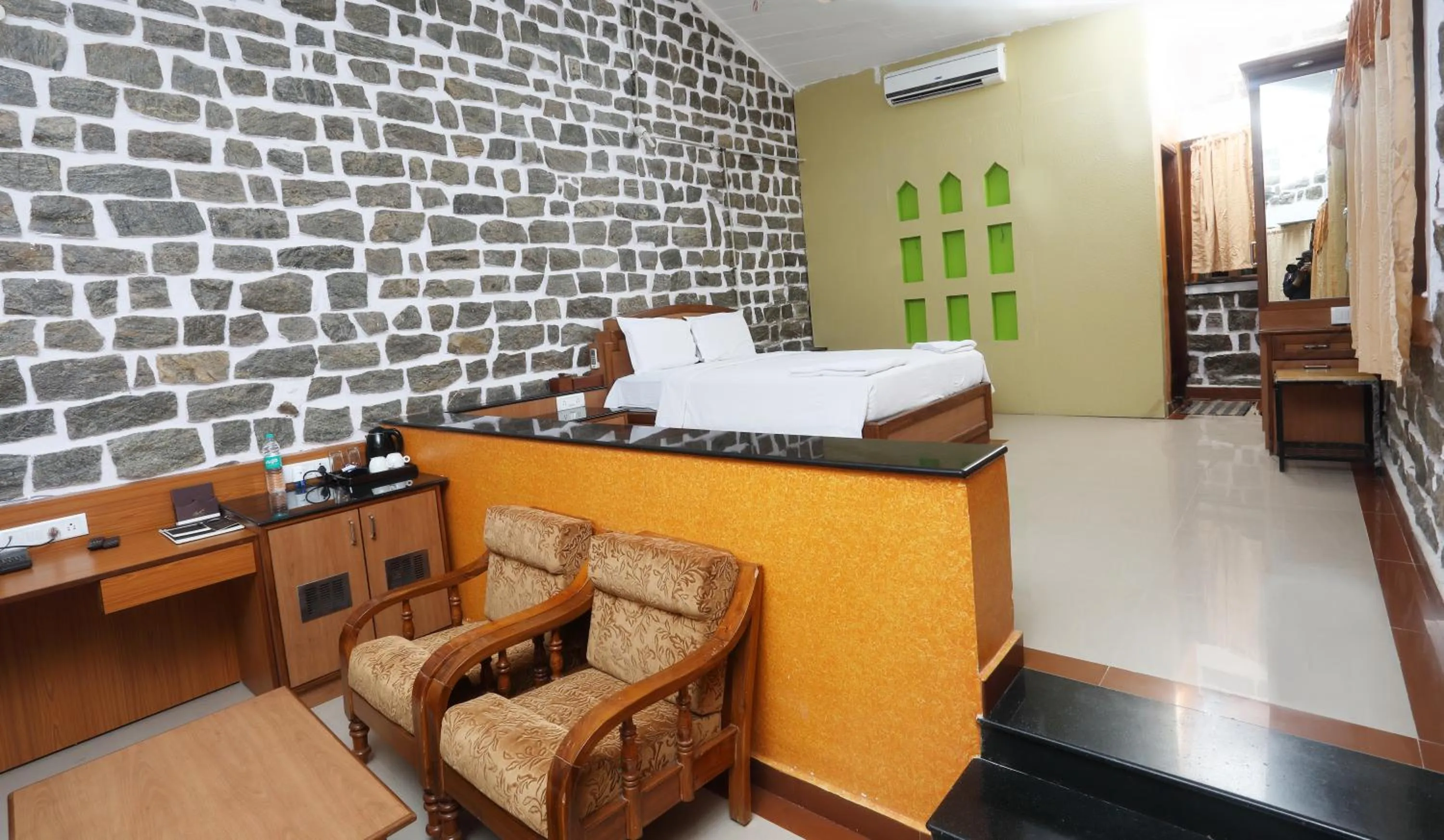 Photo of the whole room in Holiday Valley Hotels And Resorts