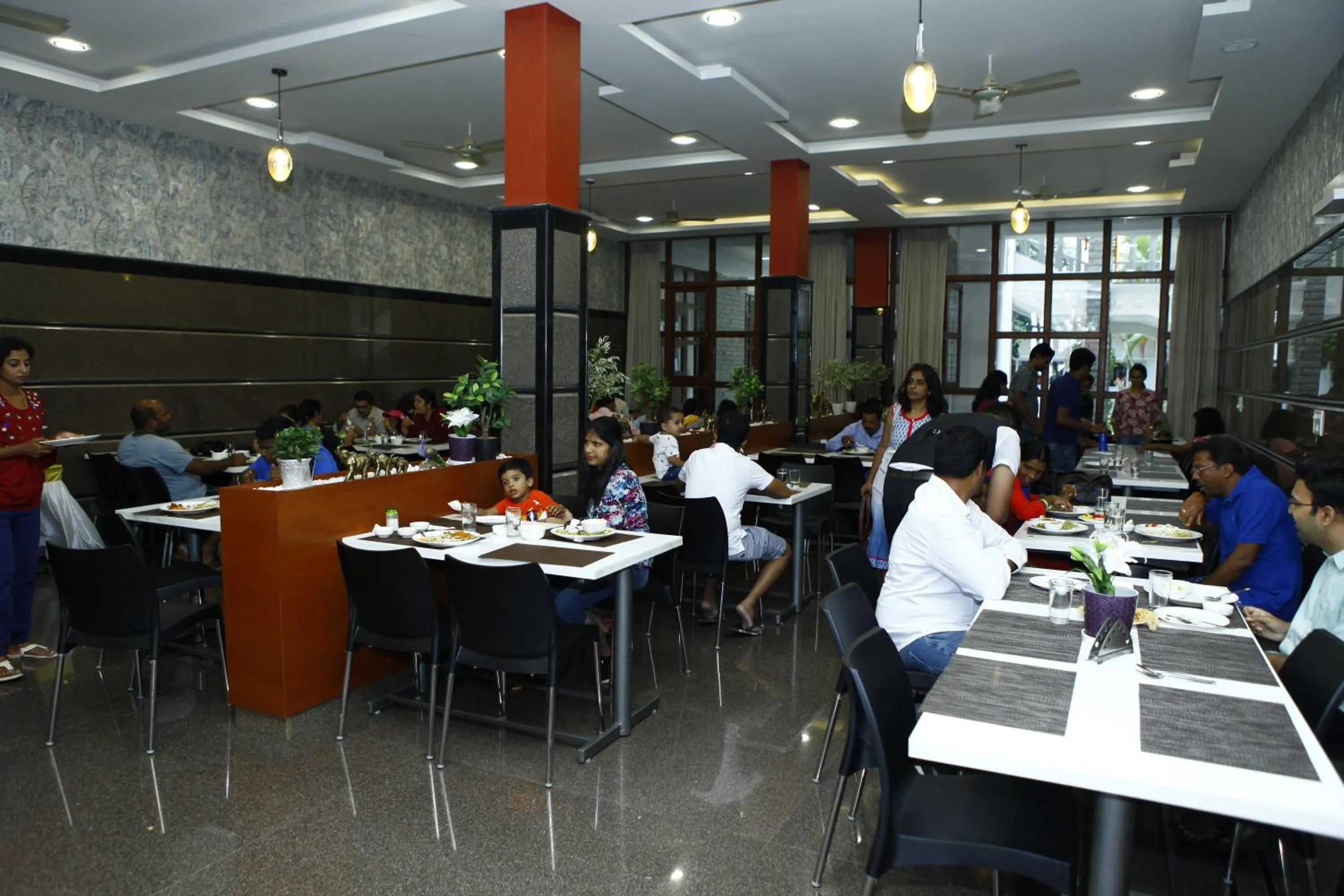 Restaurant/places to eat in Holiday Valley Hotels And Resorts