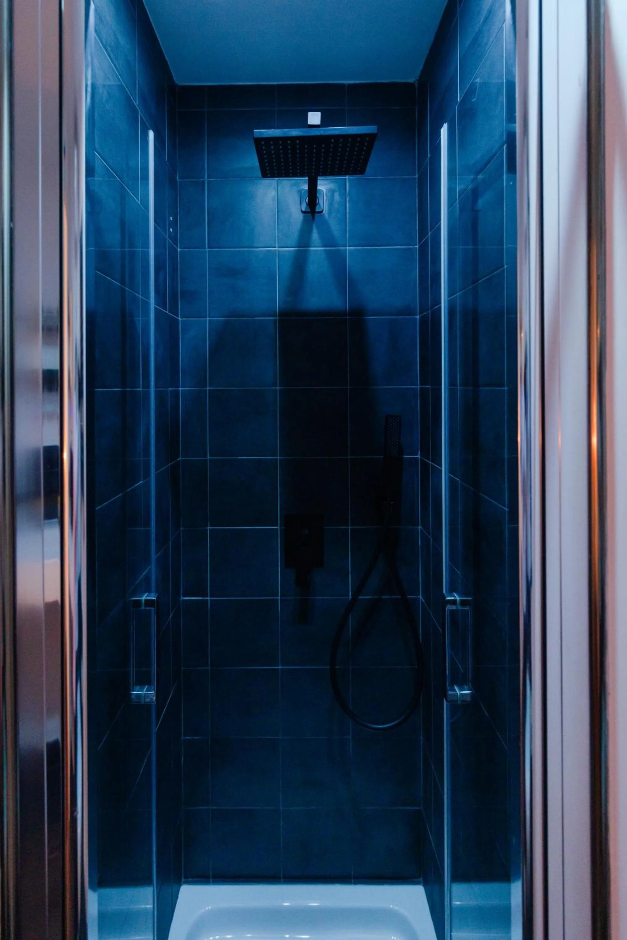 Shower in NapoliCentro Mare - Sea View Rooms & Suites