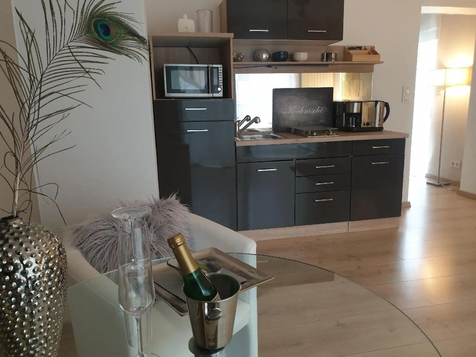 Kitchen or kitchenette in Appart-Hotel REB_ART