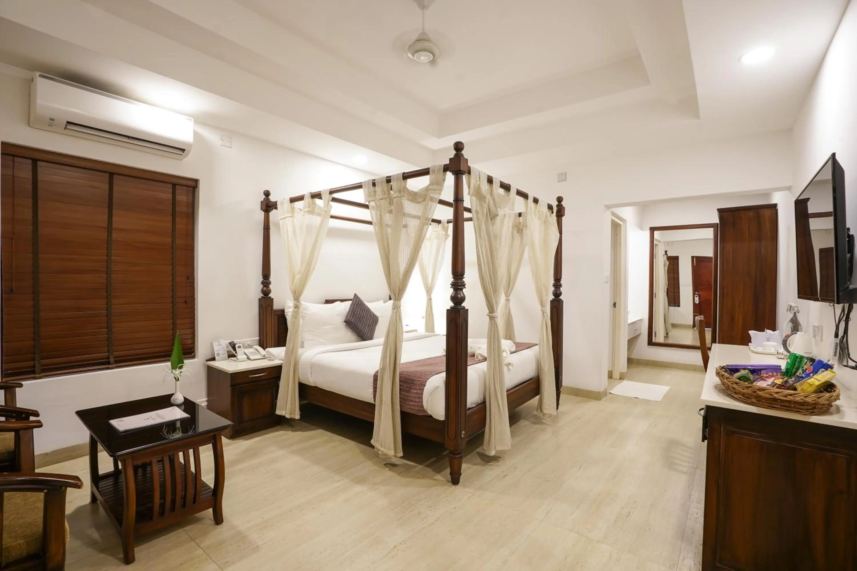 Photo of the whole room, Bed in Once Upon The River, Aluva - Near Cochin International Airport