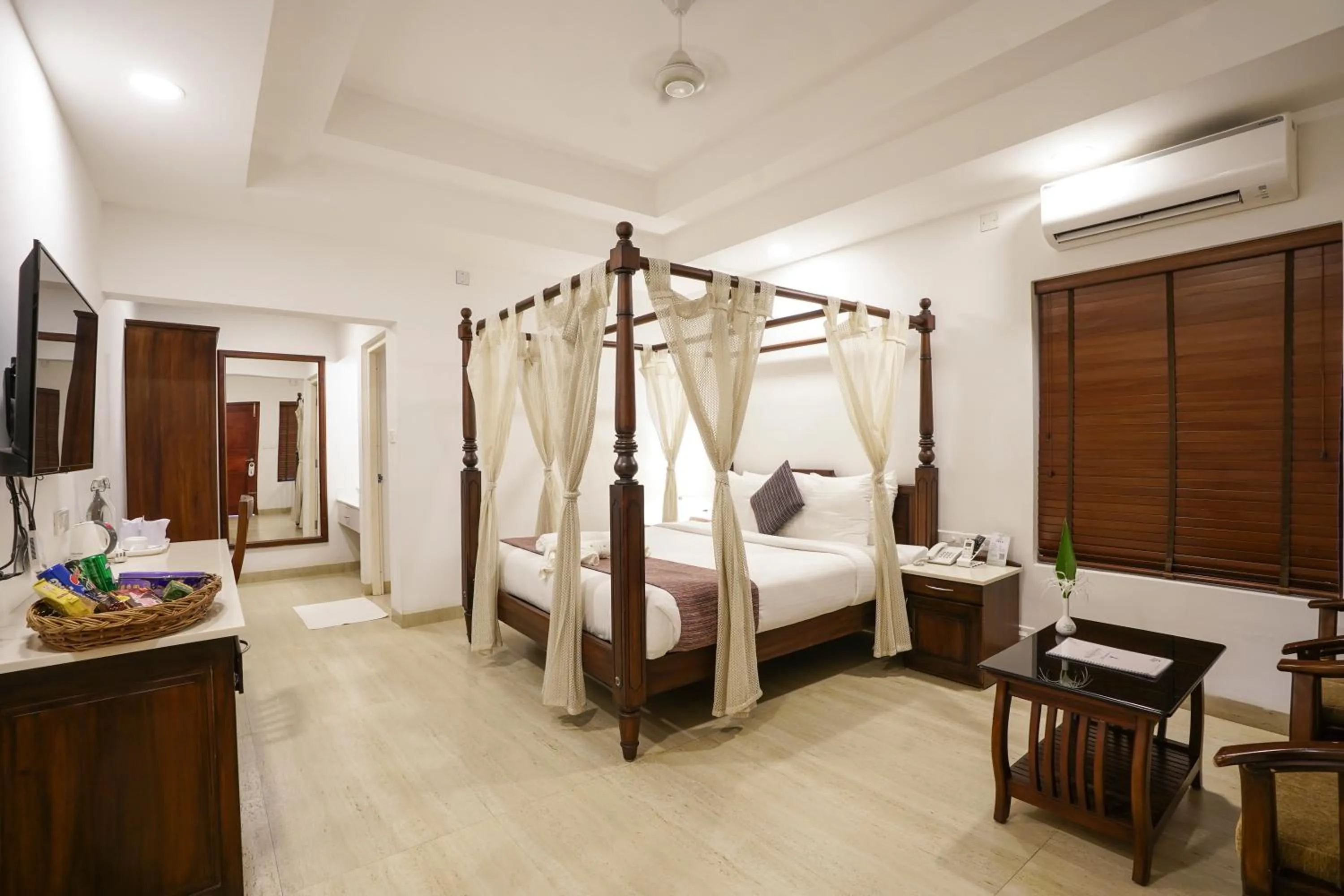 Photo of the whole room, Bed in Once Upon The River, Aluva - Near Cochin International Airport
