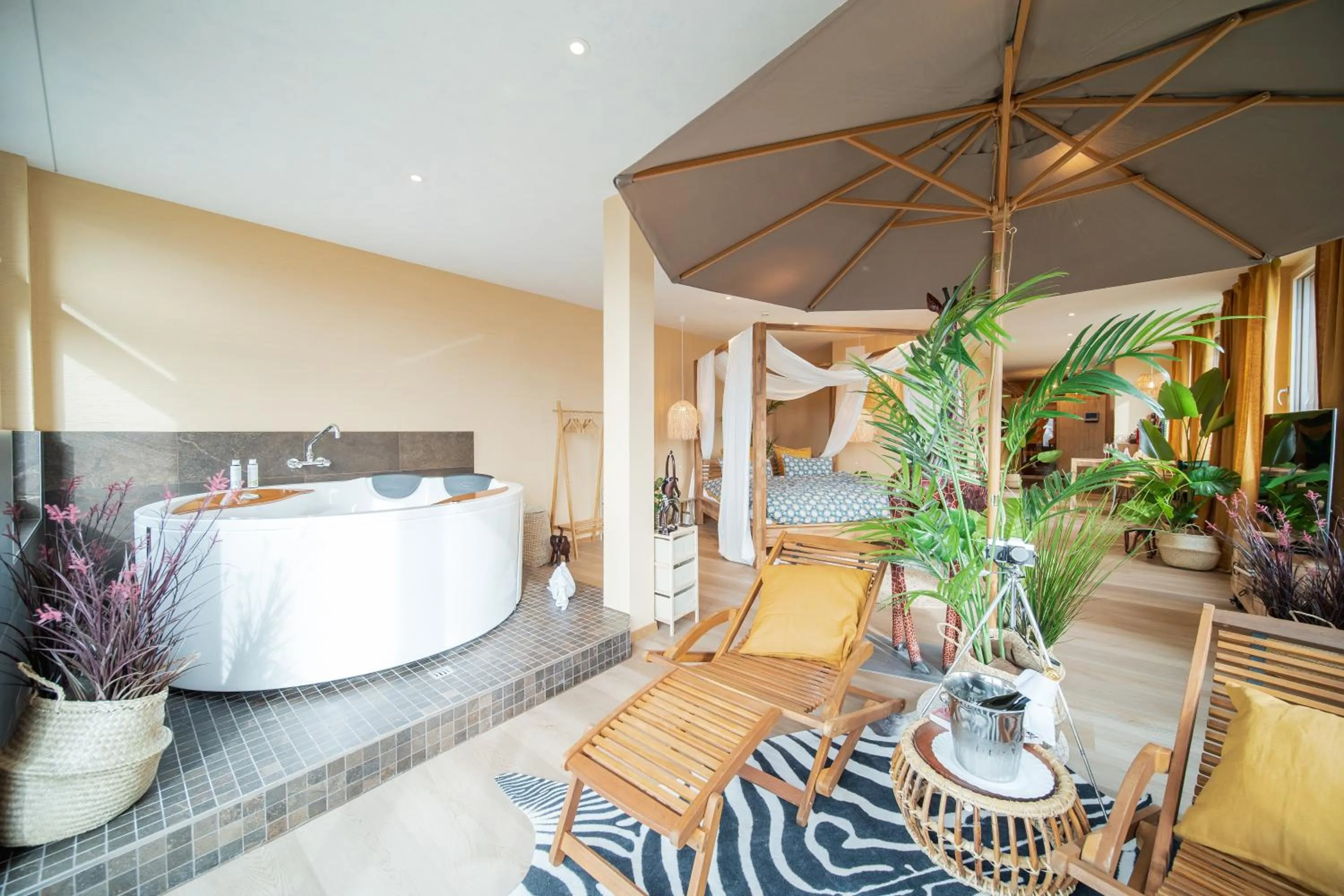 Hot Tub in Hotel Zeit & Traum Privat SPA