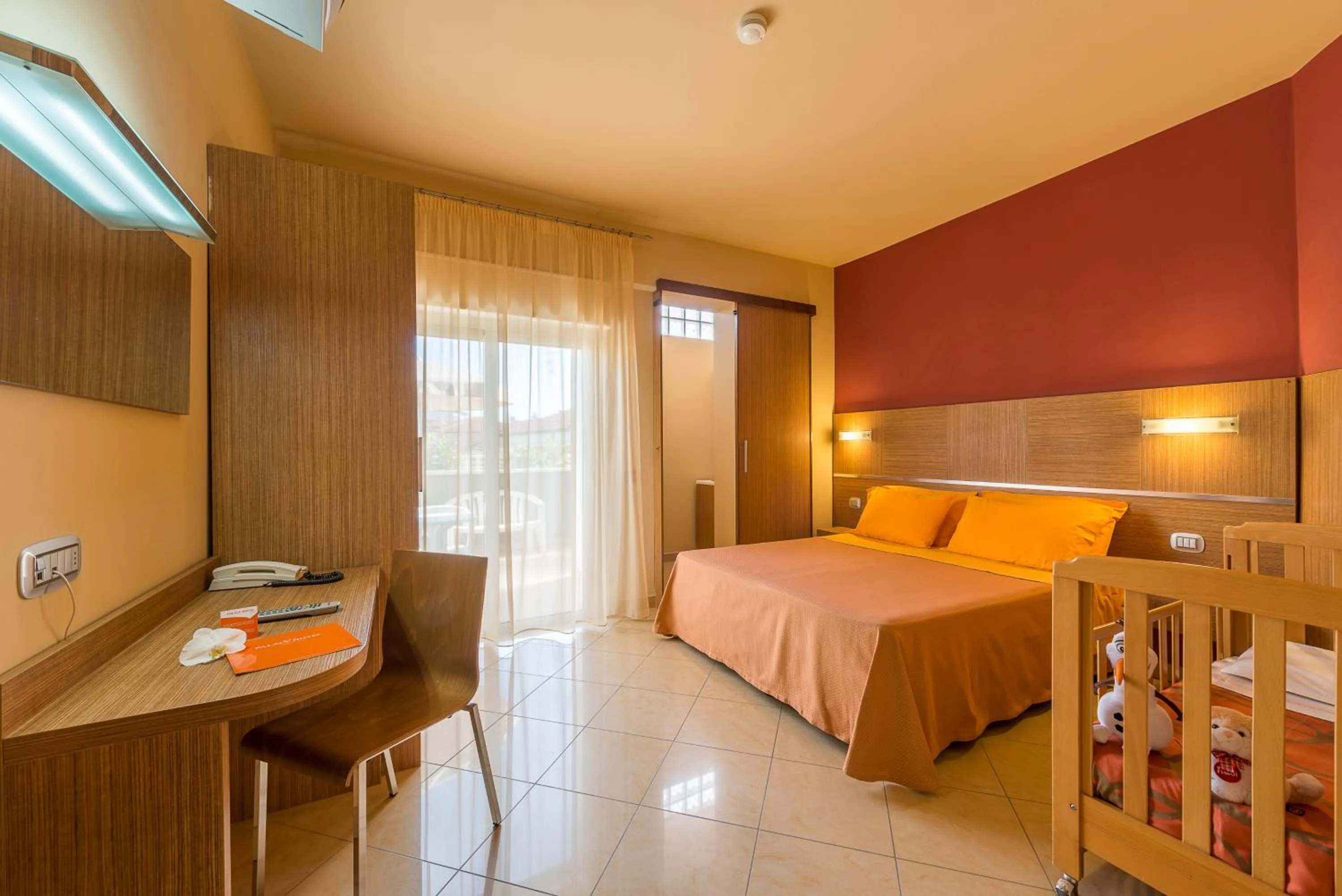 Photo of the whole room, Bed in Hotel Palace Magnolia SPA