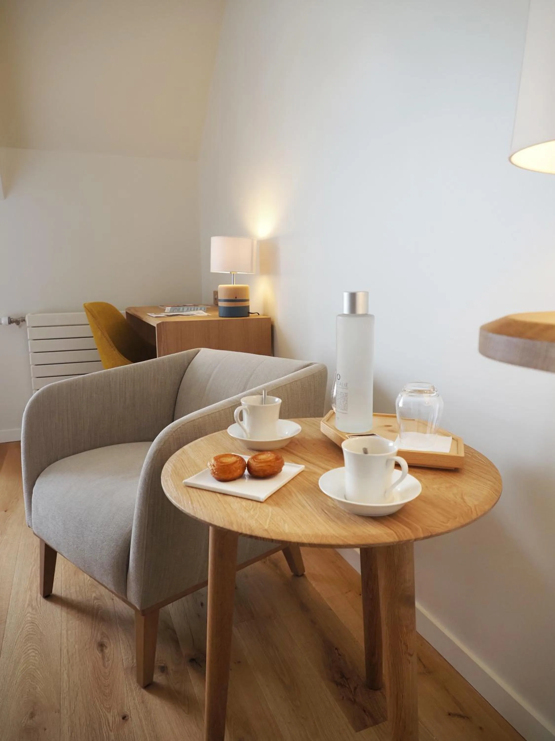 Living room in Logis Hôtel de Carantec