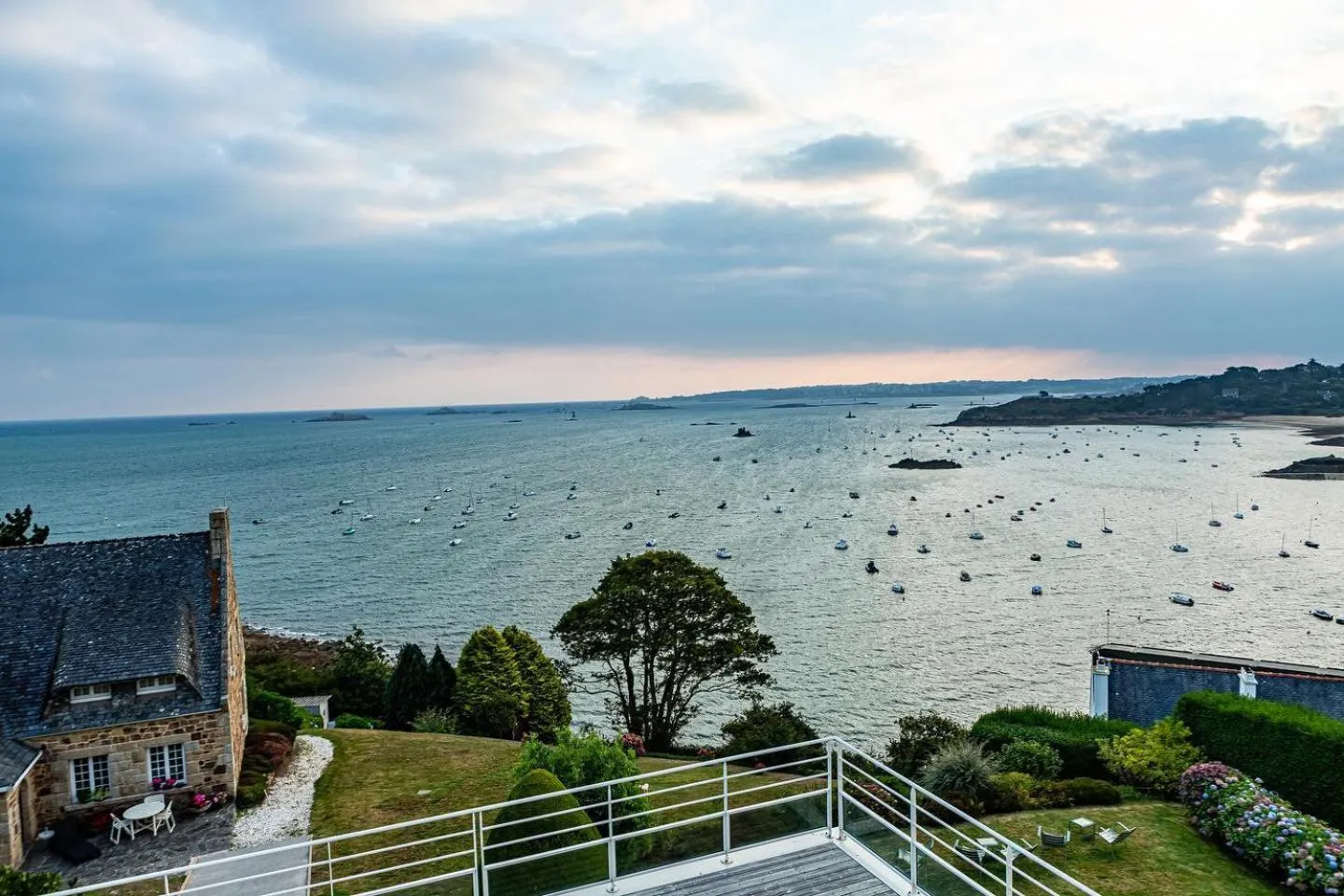 Sea view in Logis Hôtel de Carantec